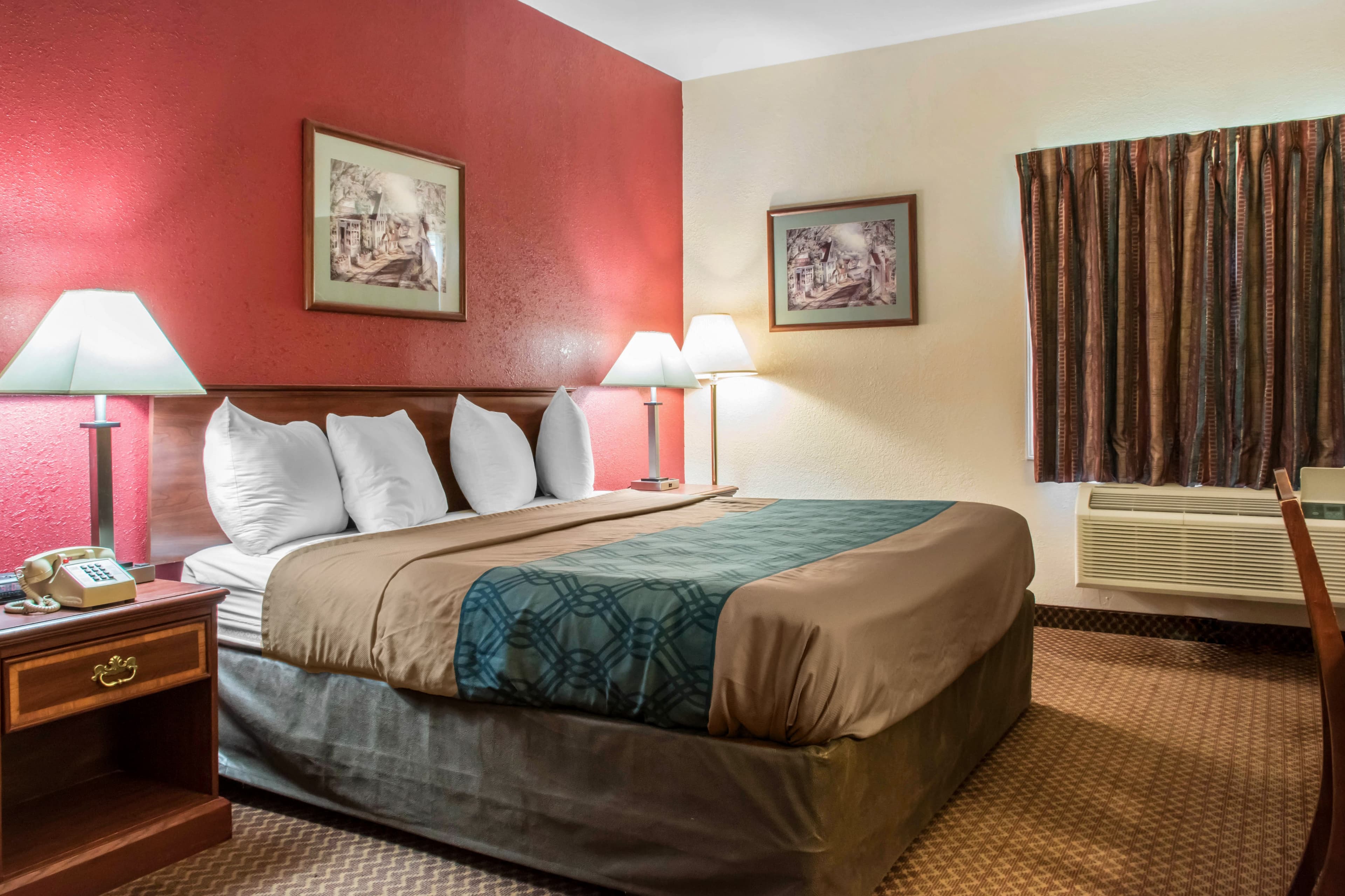 Econo Lodge Carlisle Central - Image 5