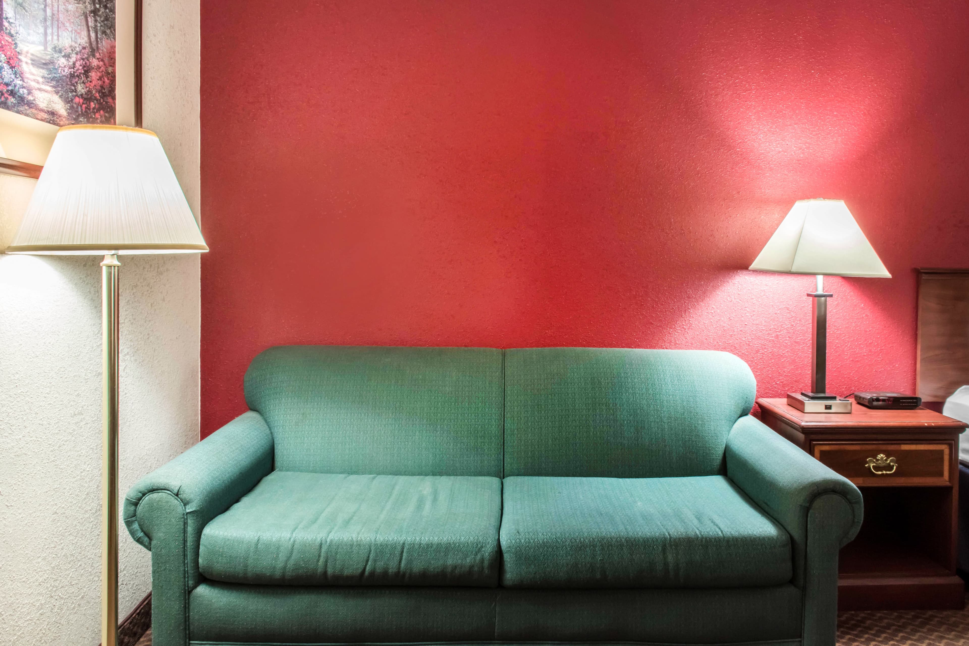Econo Lodge Carlisle Central — 14