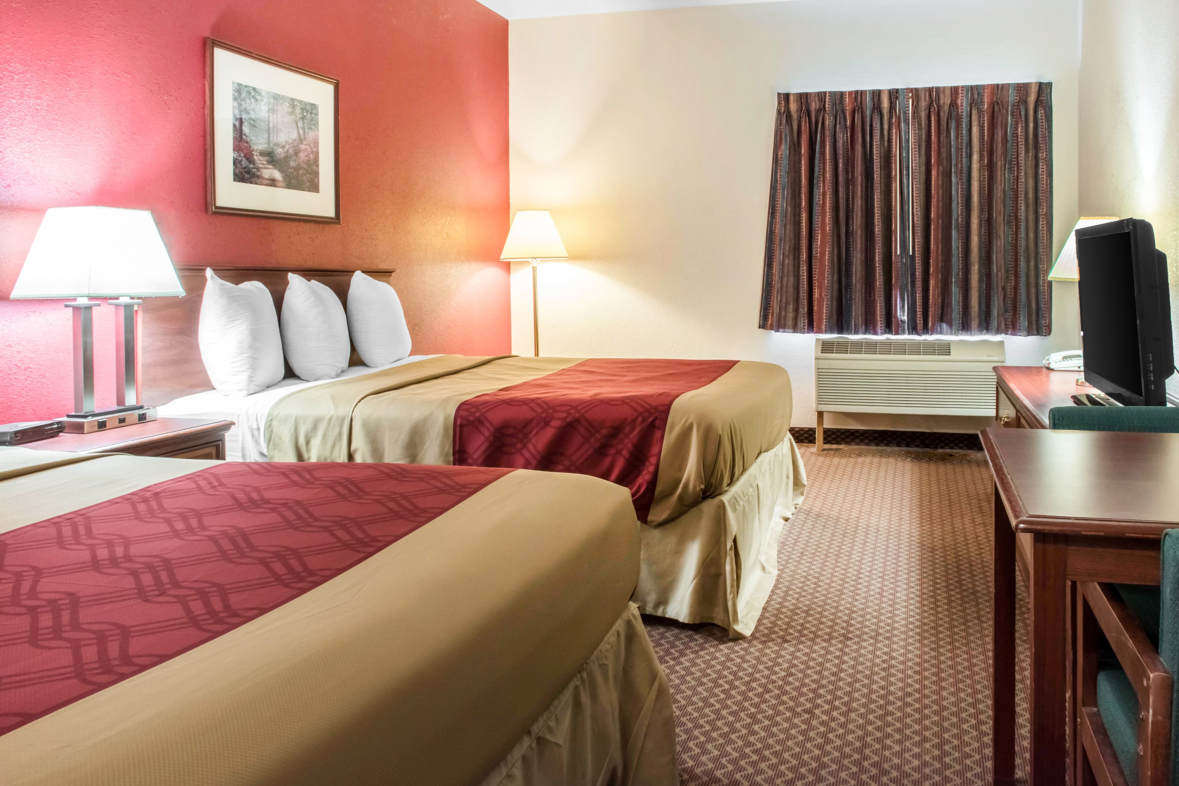 Econo Lodge Carlisle Central - Image 3