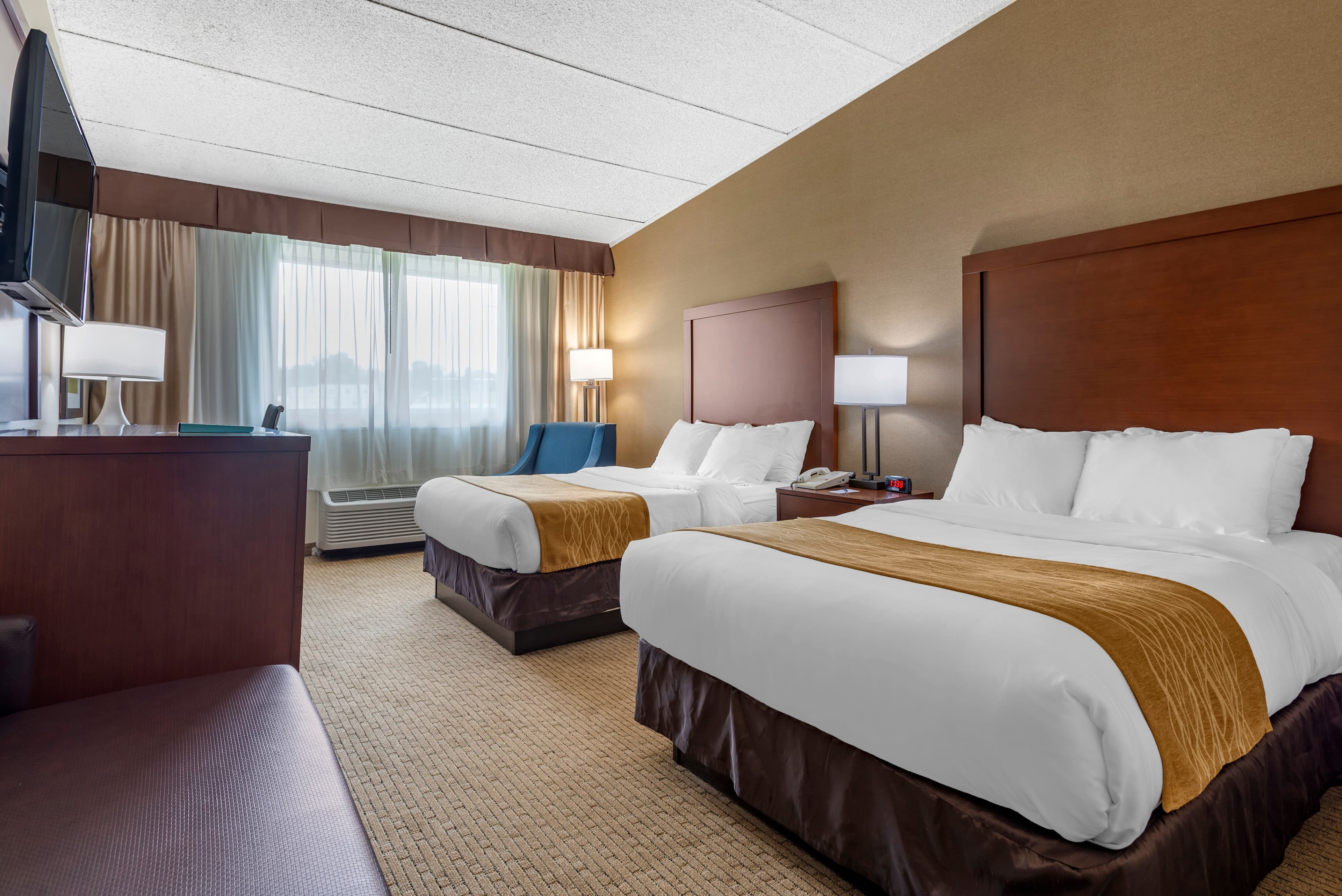 Comfort Inn Lancaster County North — 7