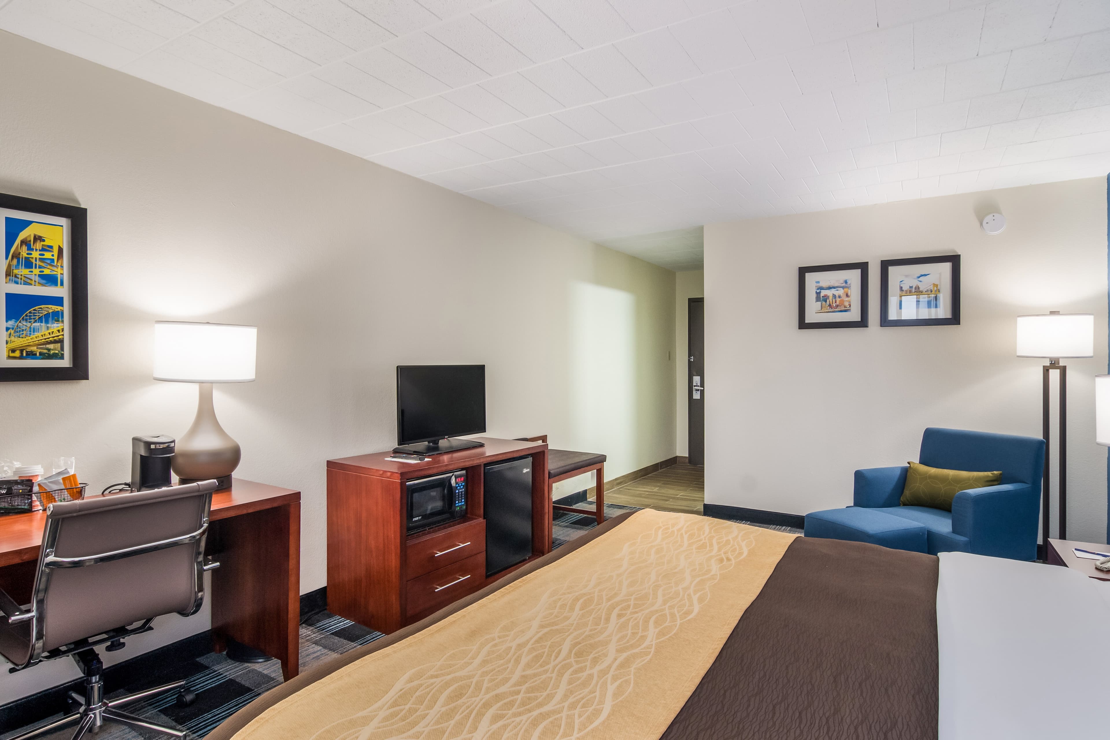 Comfort Inn & Suites Pittsburgh Fox Chapel — 16