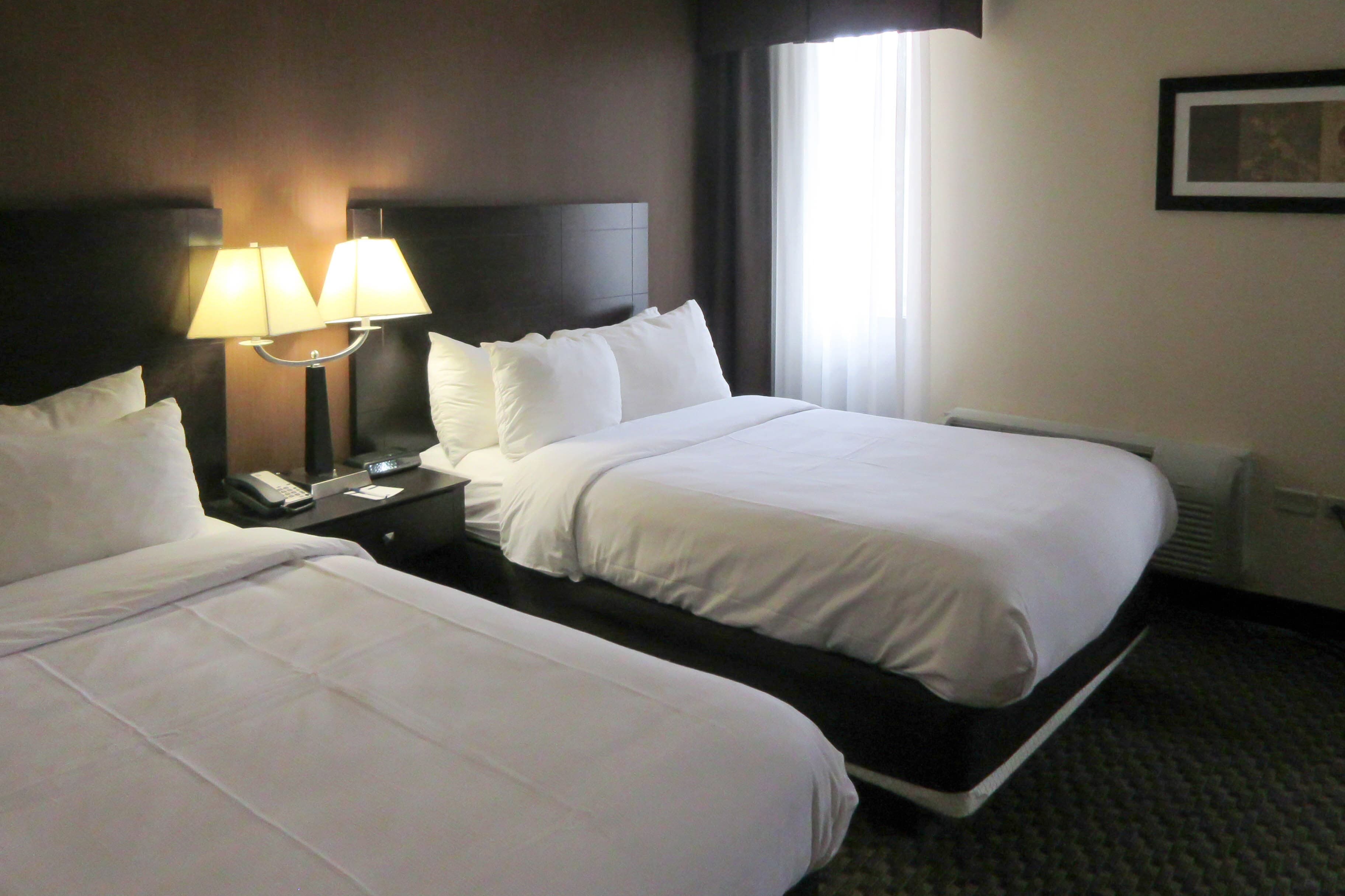Comfort Inn & Suites Pittsburgh Fox Chapel — 34
