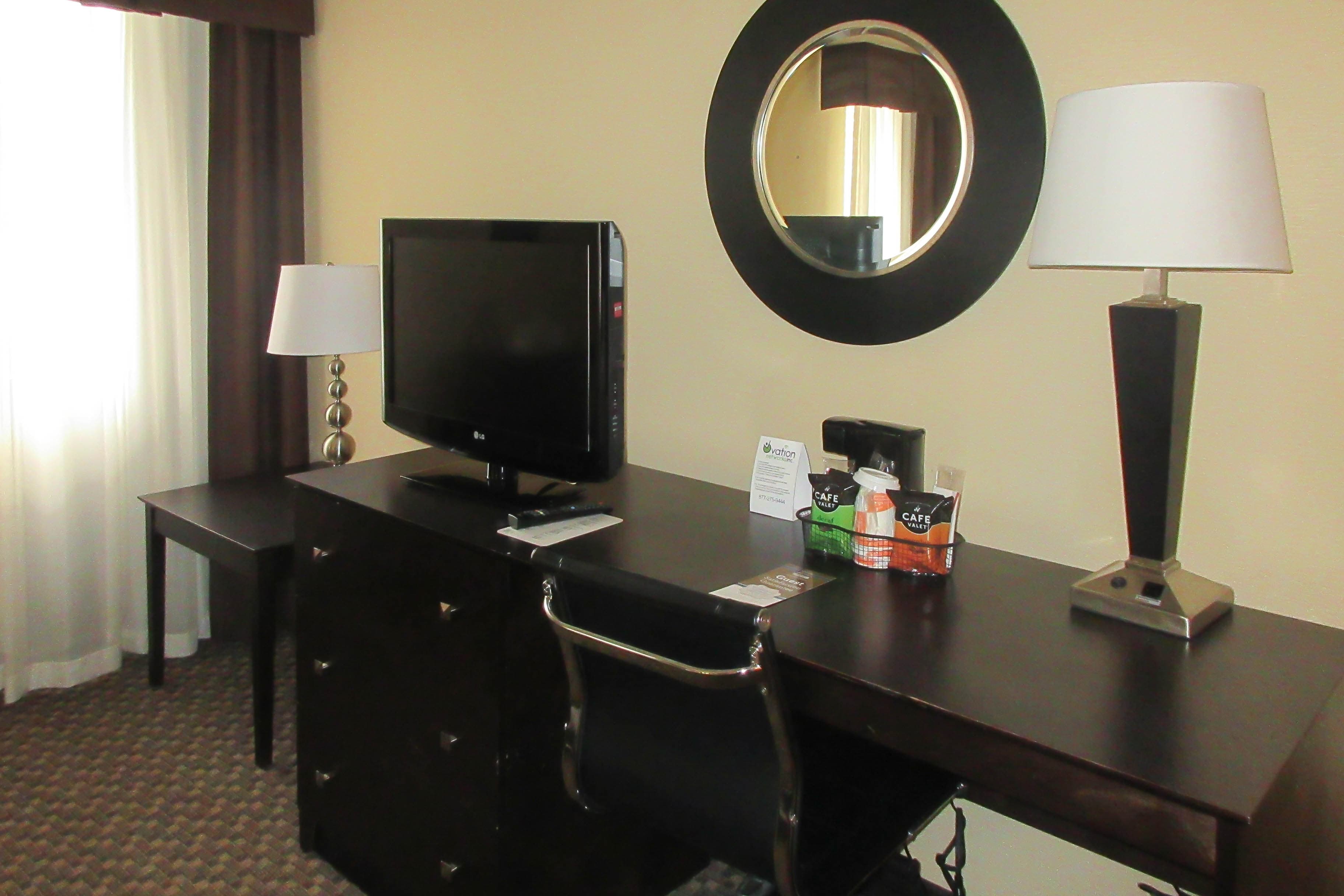 Comfort Inn & Suites Pittsburgh Fox Chapel — 36