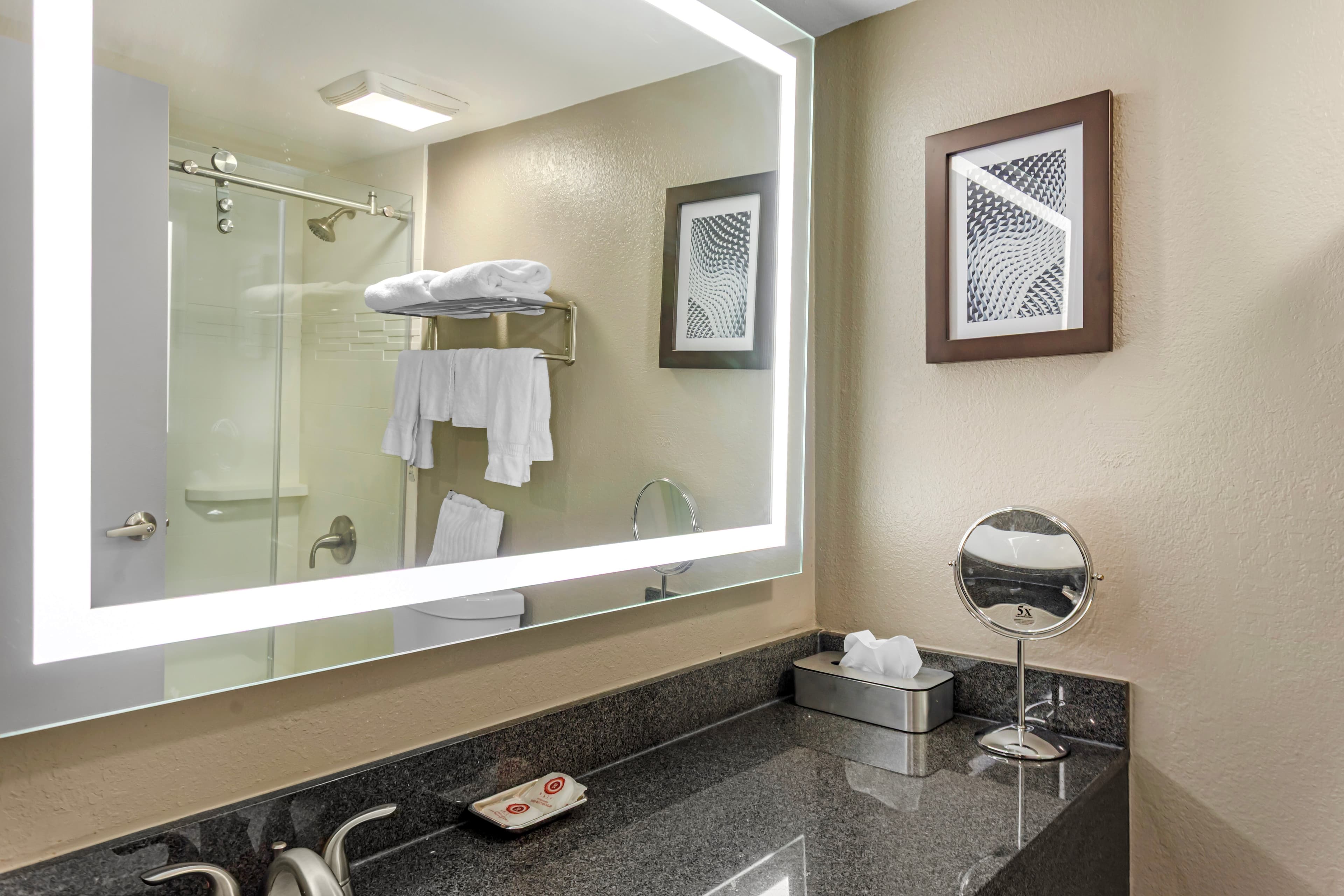 Comfort Inn & Suites Pottstown Eastern Gateway — 7