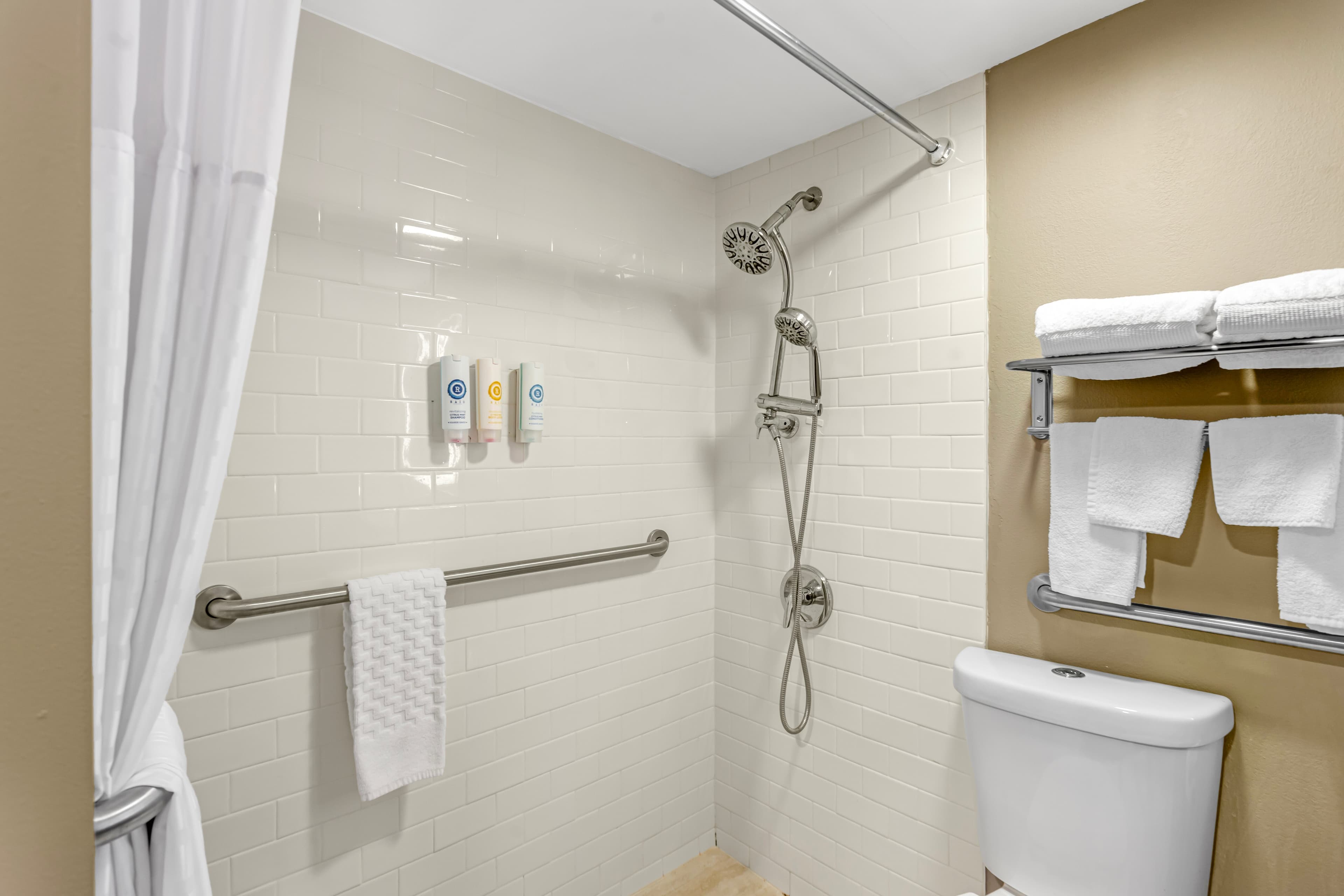 Comfort Inn & Suites Pottstown Eastern Gateway - Image 5