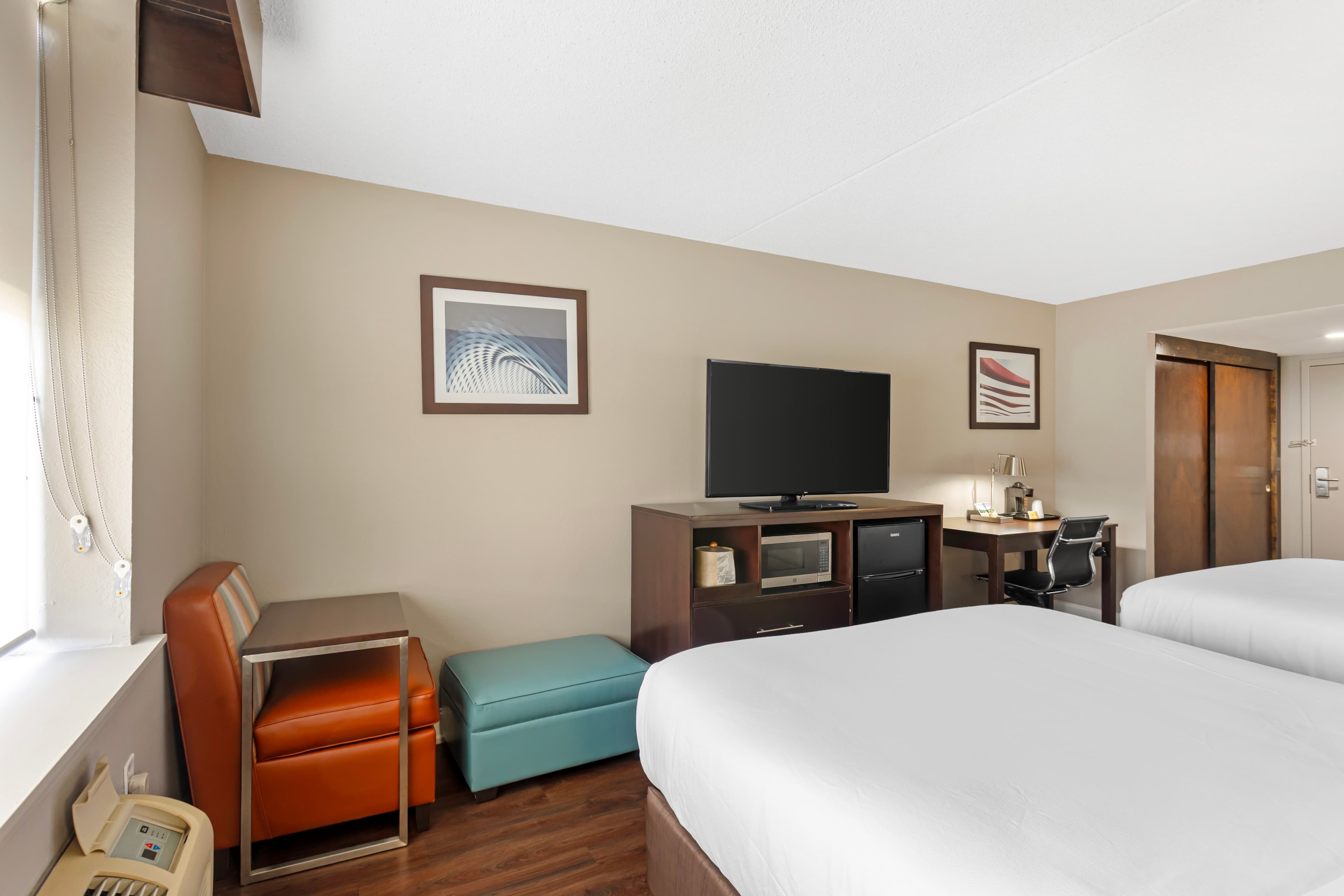 Comfort Inn & Suites Pottstown Eastern Gateway — 34