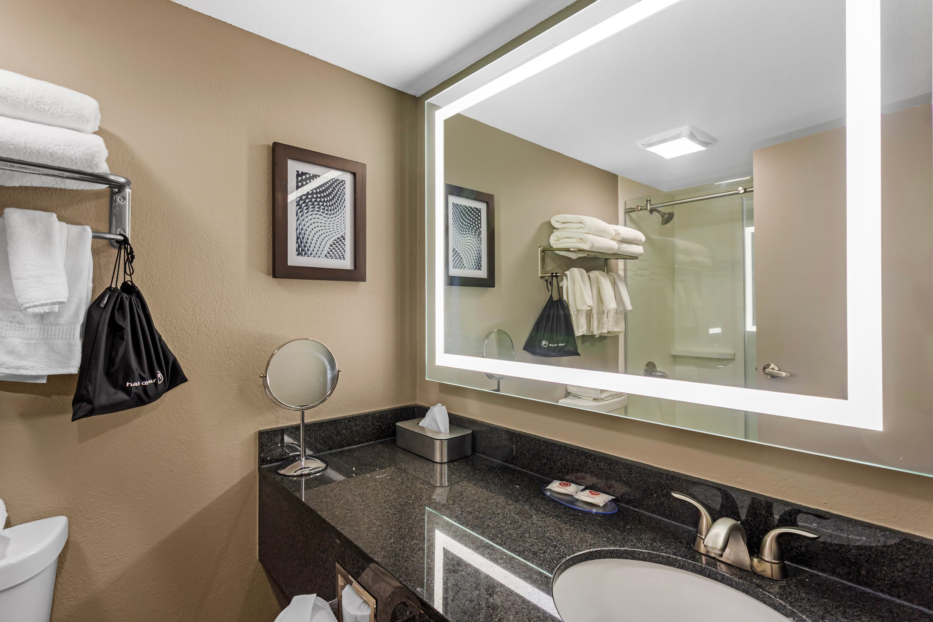 Comfort Inn & Suites Pottstown Eastern Gateway — 23