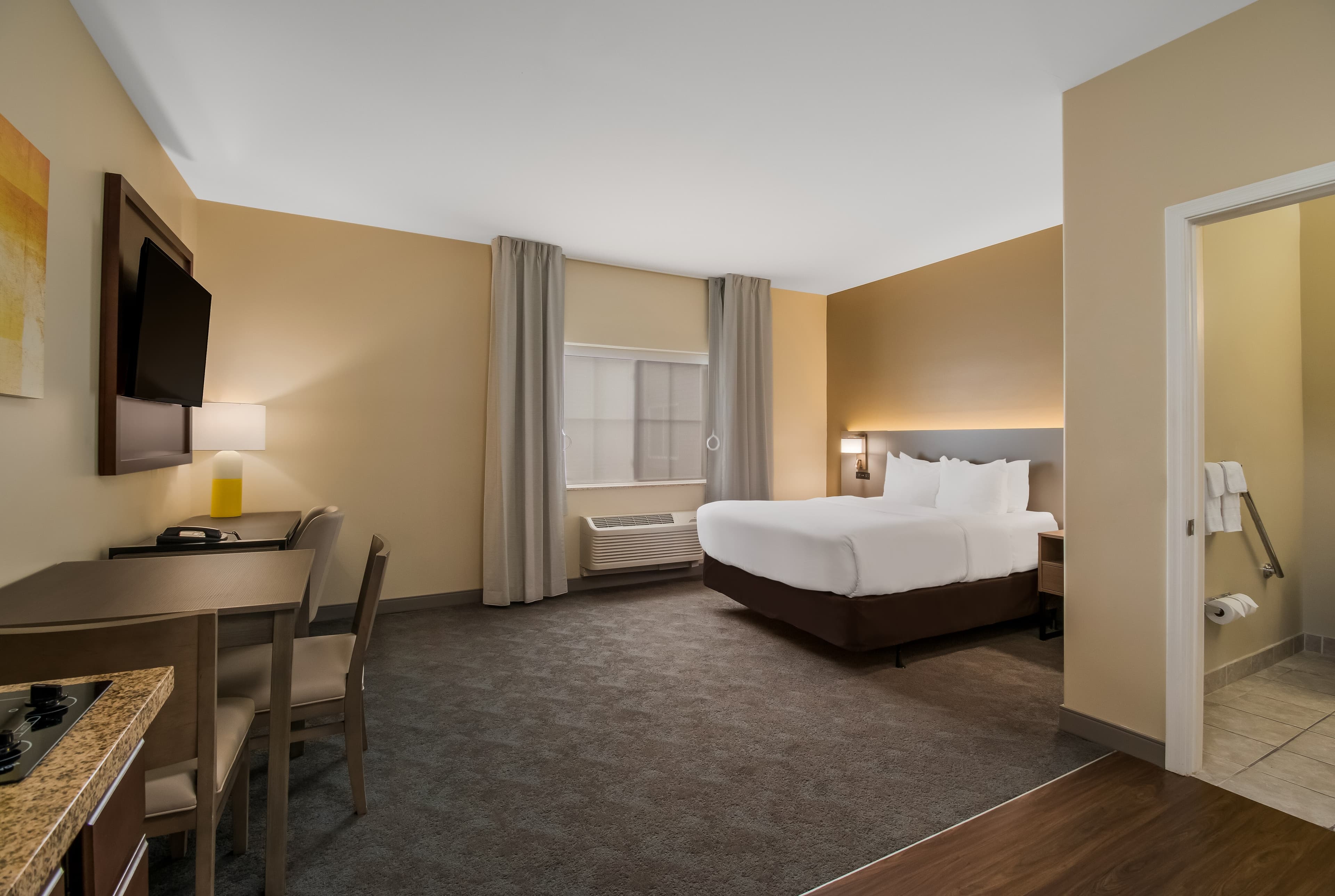Comfort Inn & Suites Barnesville - Frackville - Image 2