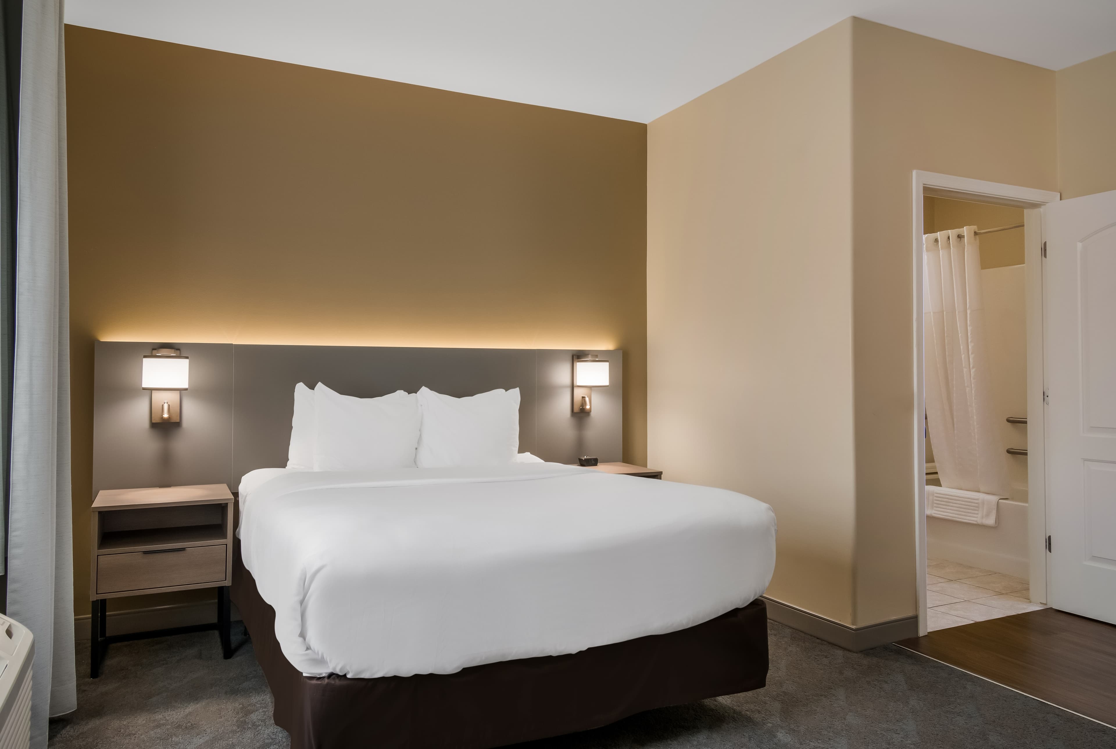 Comfort Inn & Suites Barnesville - Frackville - Image 4
