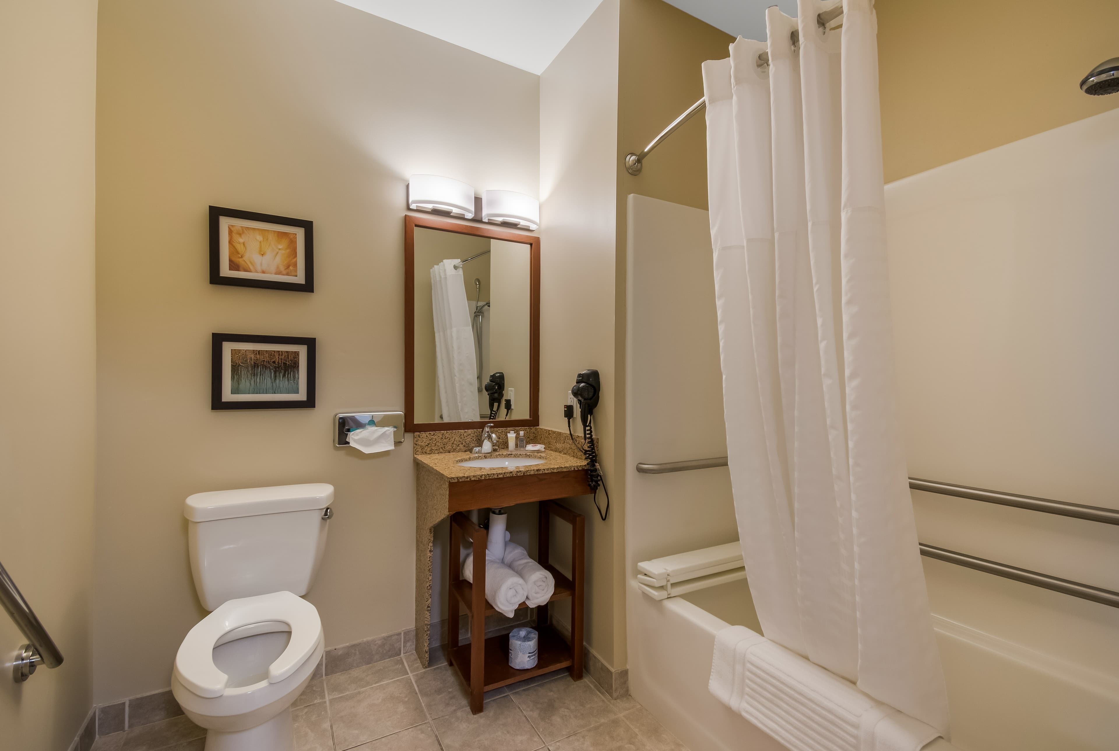 Comfort Inn & Suites Barnesville - Frackville — 6