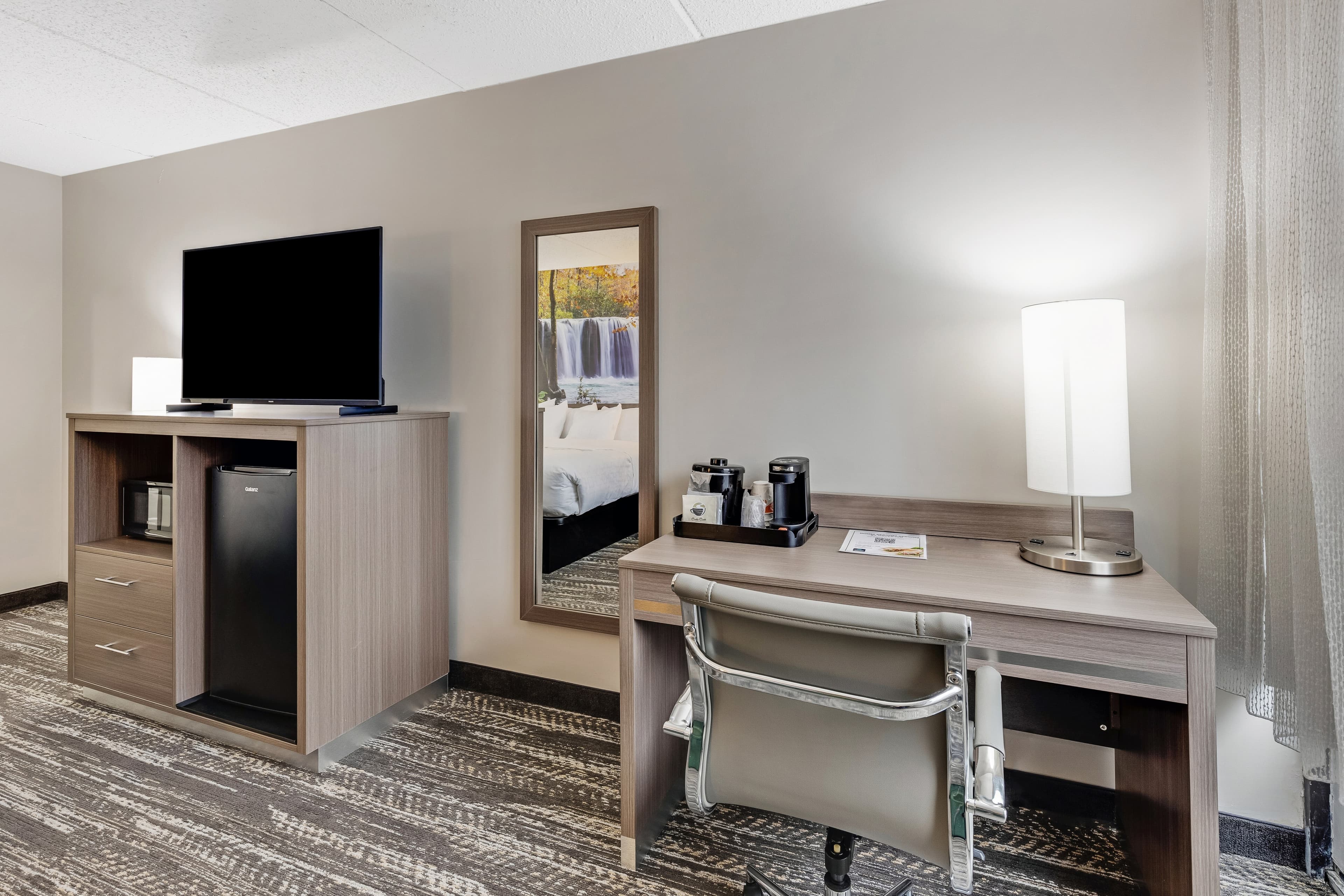 Clarion Pointe Near Erie Casino — 15