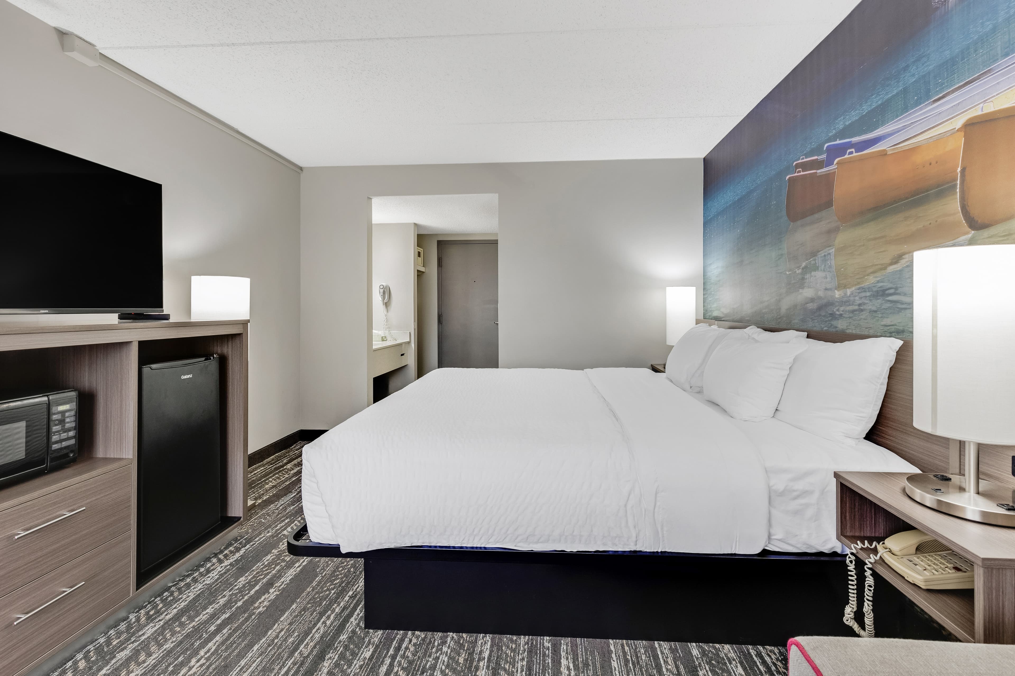 Clarion Pointe Near Erie Casino - Image 4