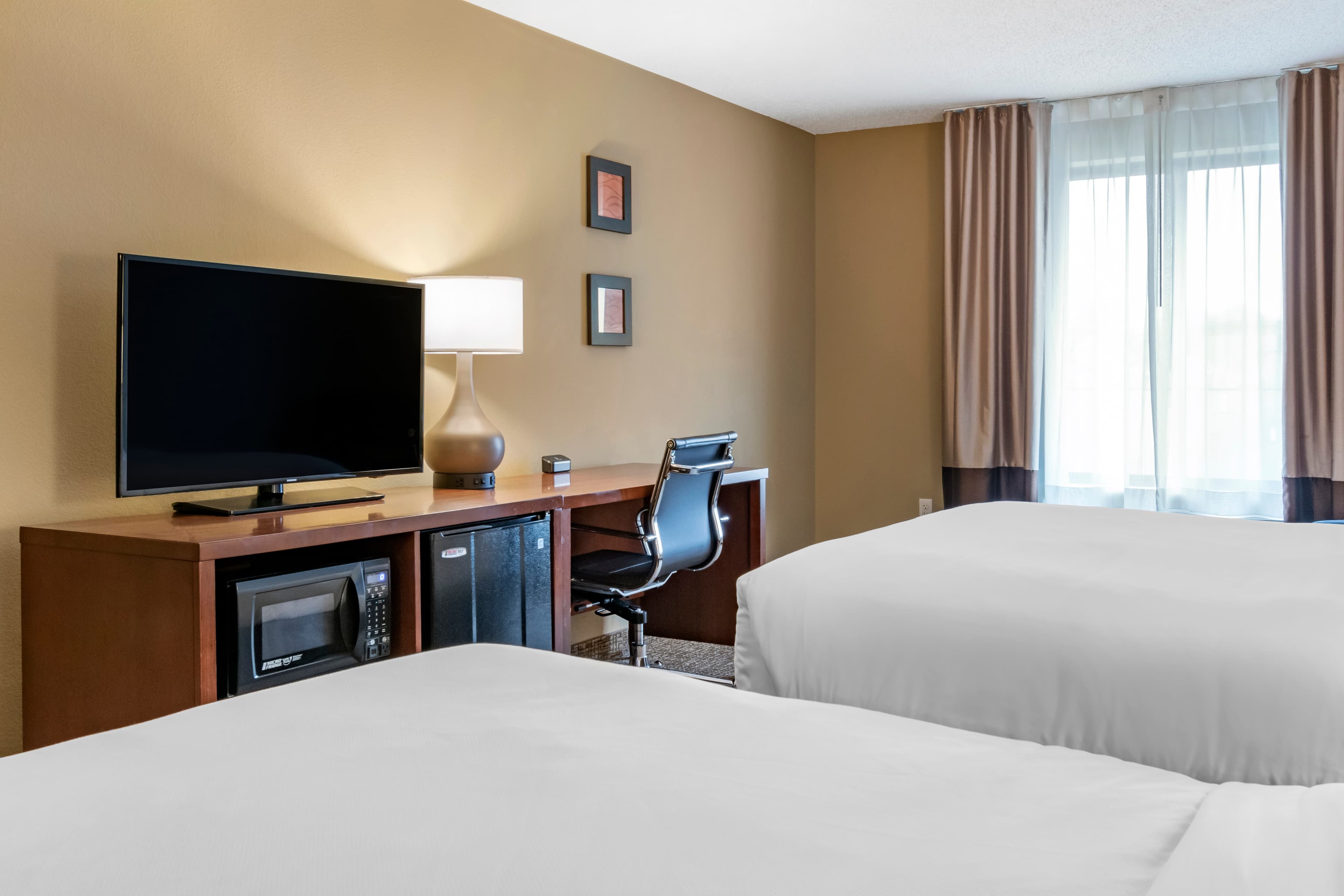 Comfort Inn PA Turnpike - I-81 — 15