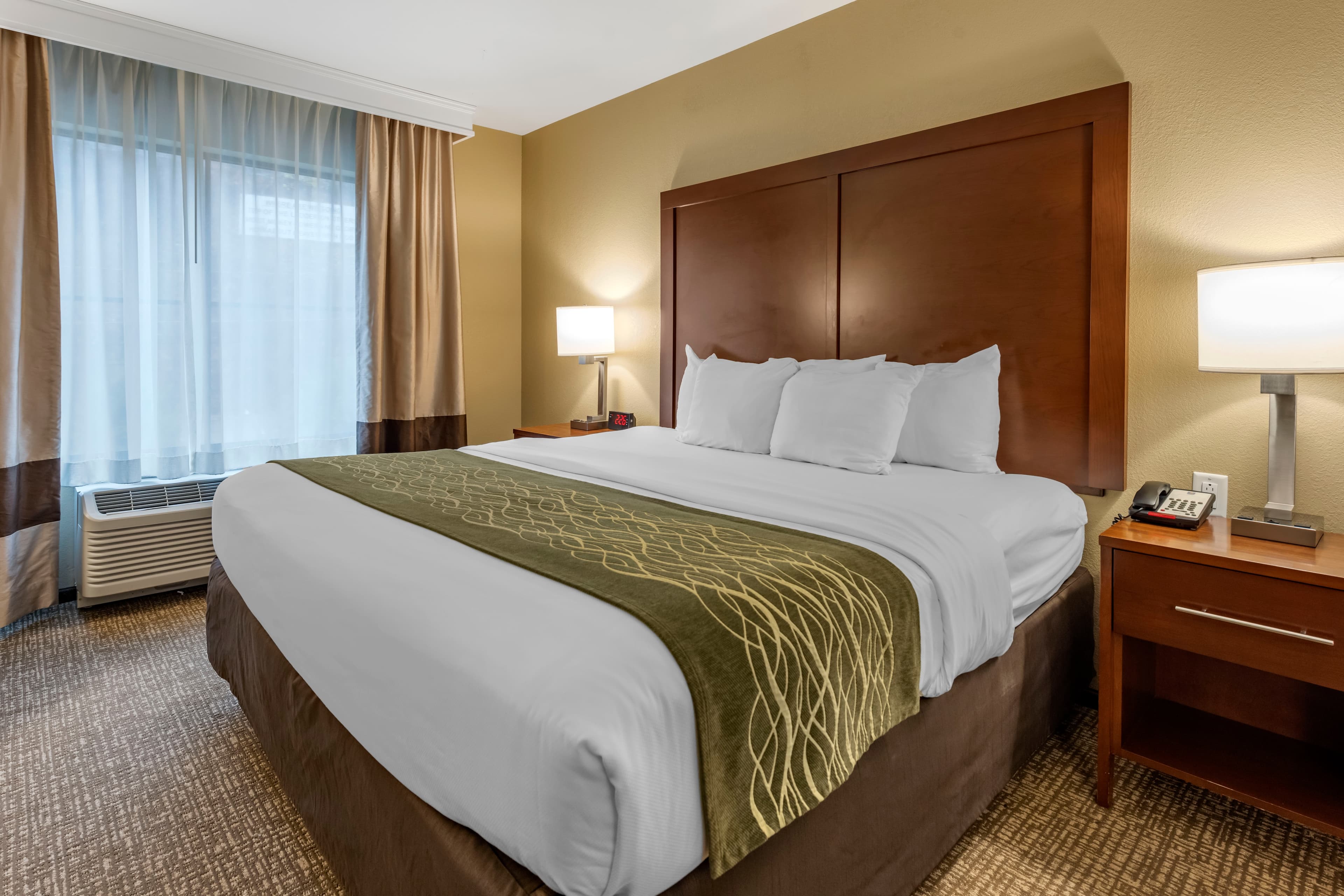 Comfort Inn & Suites Pittsburgh South — 18
