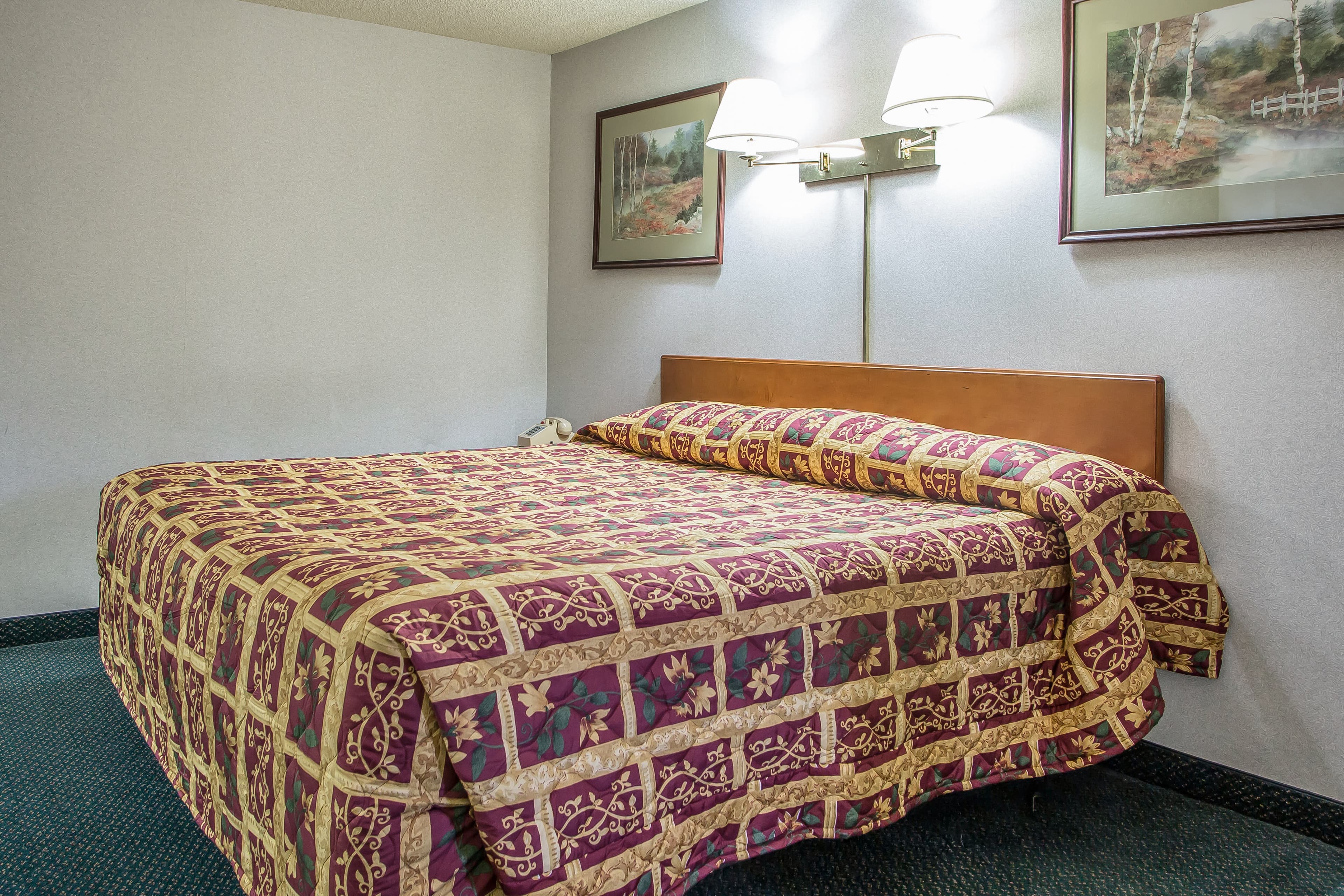Rodeway Inn Bedford - Image 5