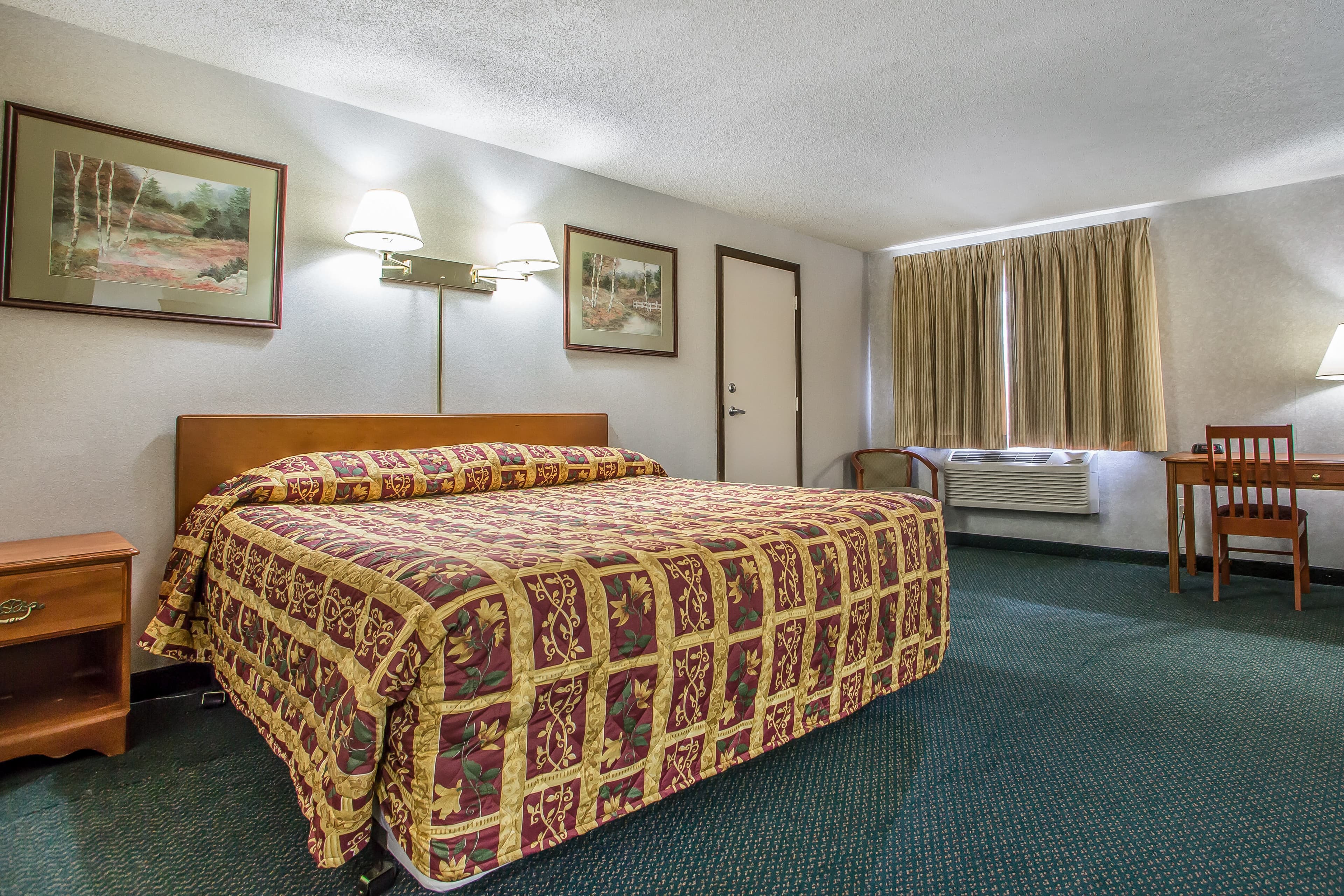 Rodeway Inn Bedford — 8