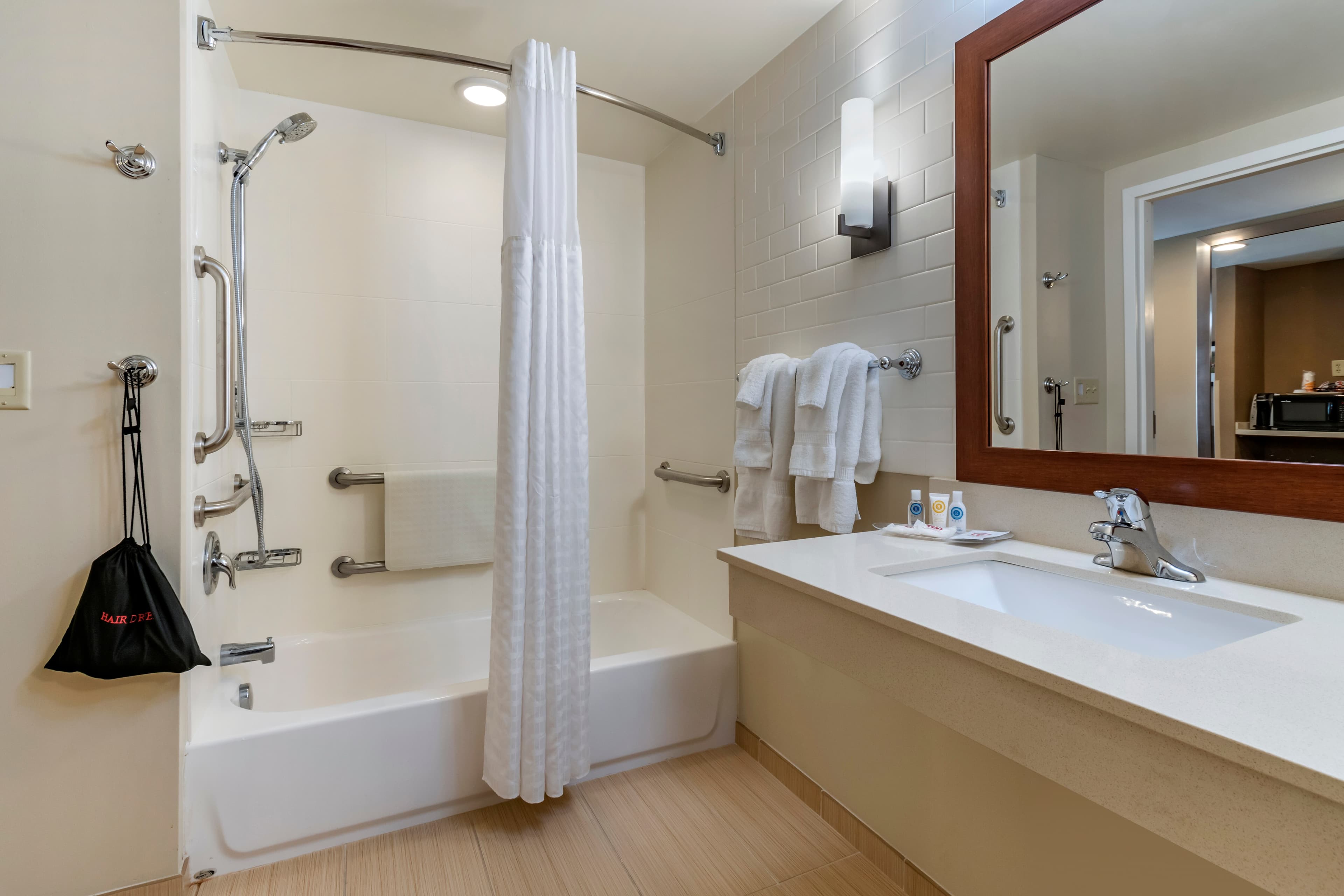 Comfort Suites Manheim - Lancaster — 9