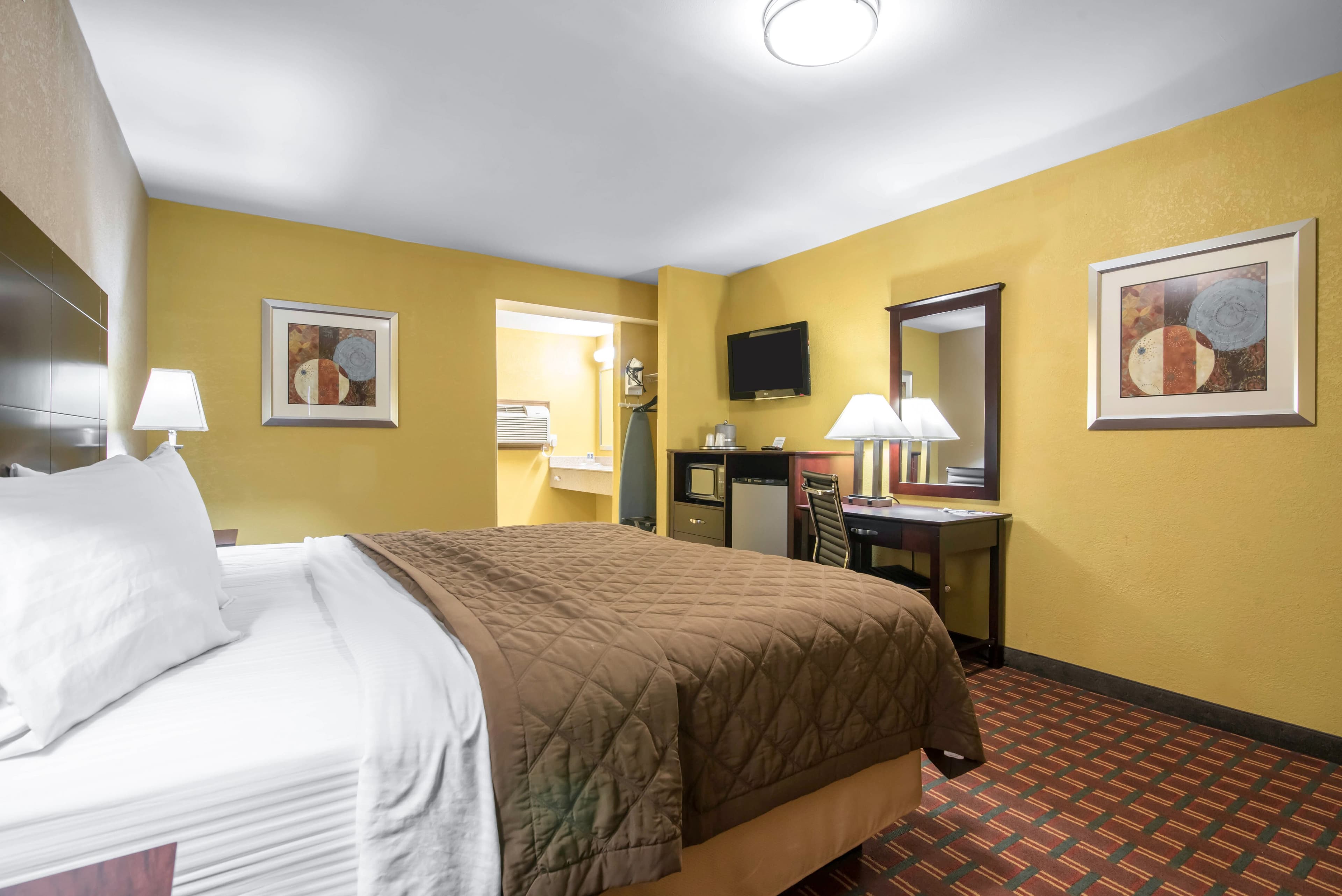 Rodeway Inn Towanda — 6