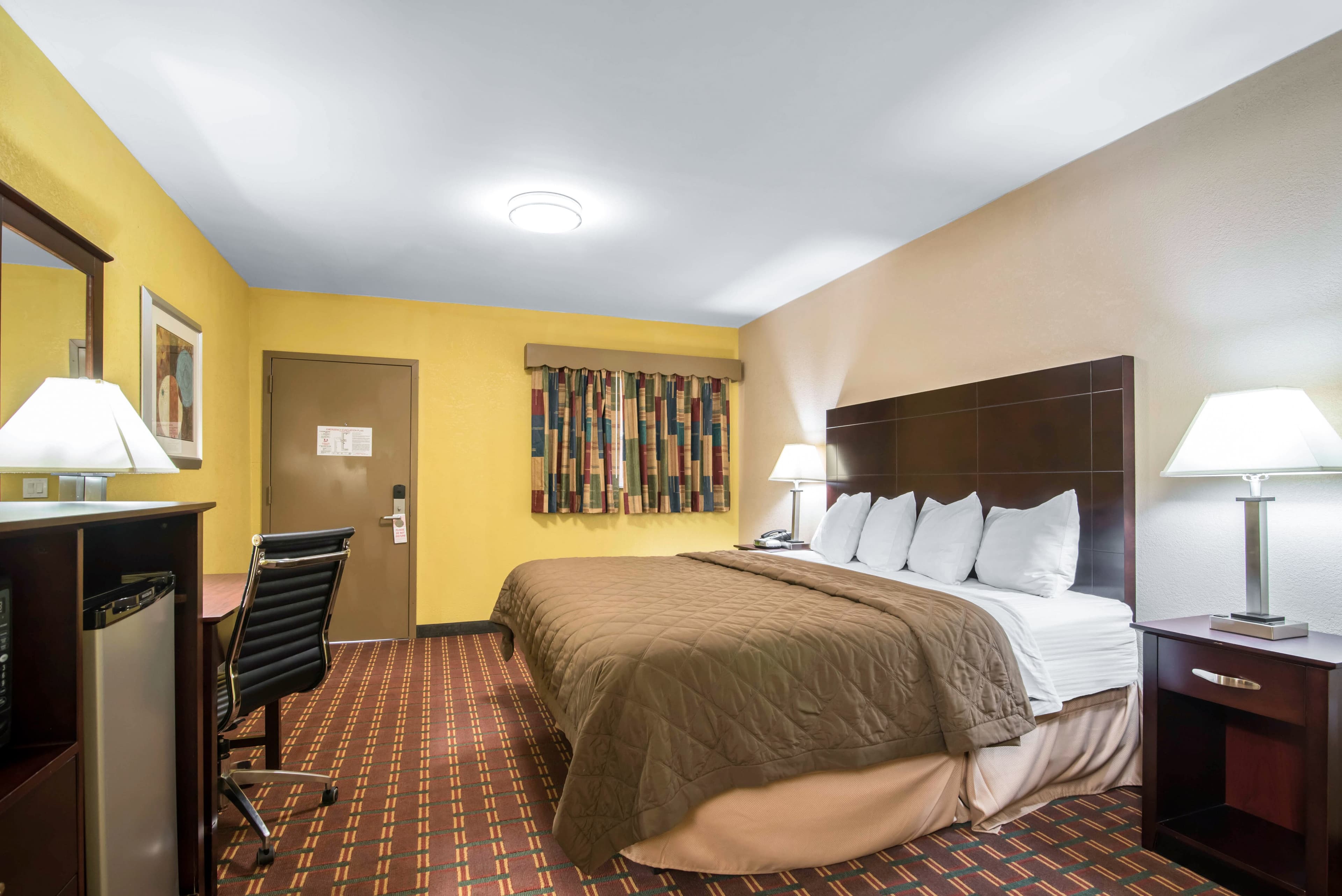 Rodeway Inn Towanda — 7