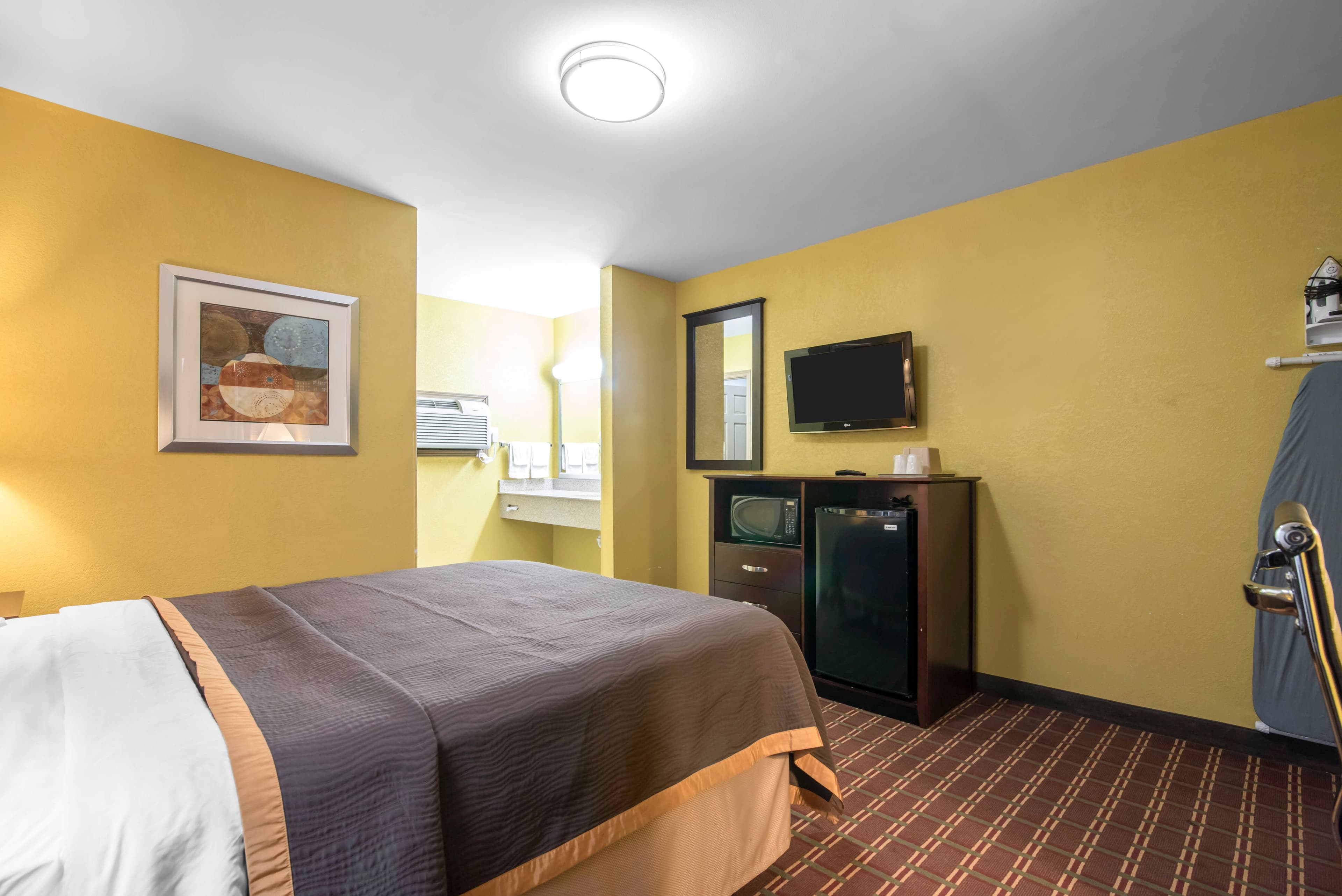 Rodeway Inn Towanda — 9