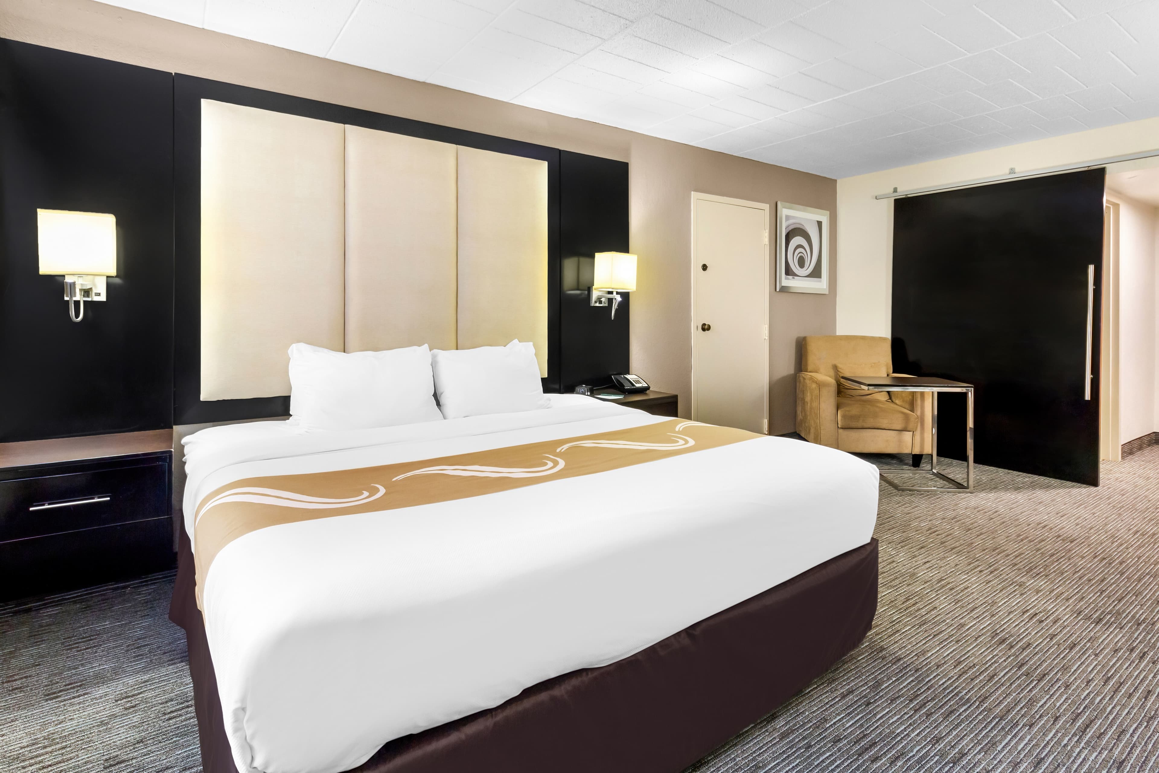 Quality Inn & Suites Altoona — 9
