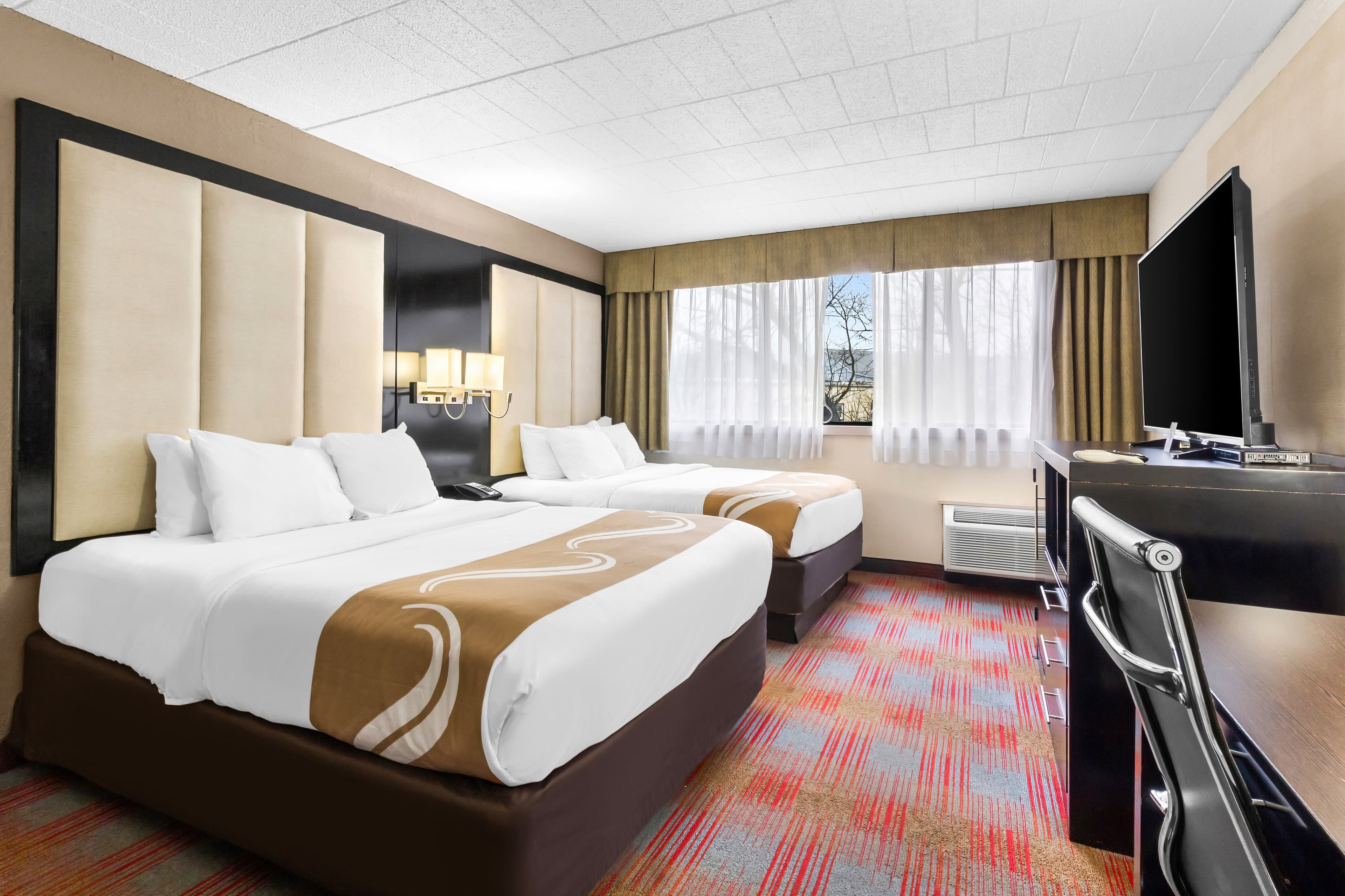 Quality Inn & Suites Altoona — 13