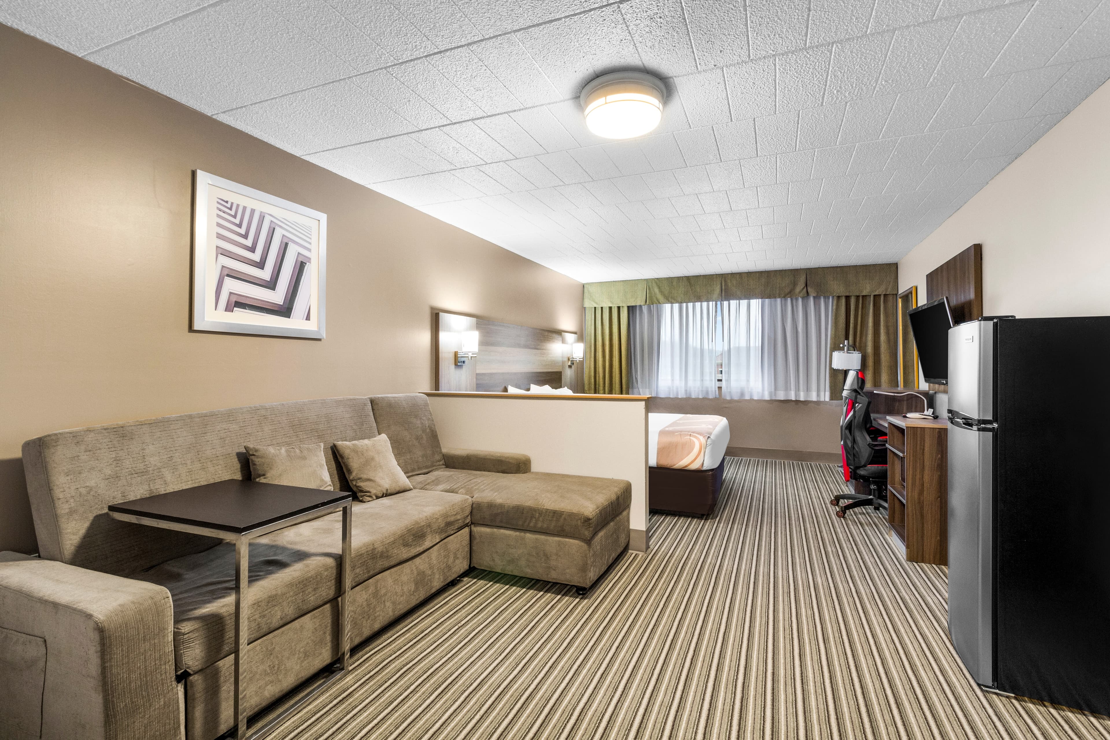 Quality Inn & Suites Altoona — 15