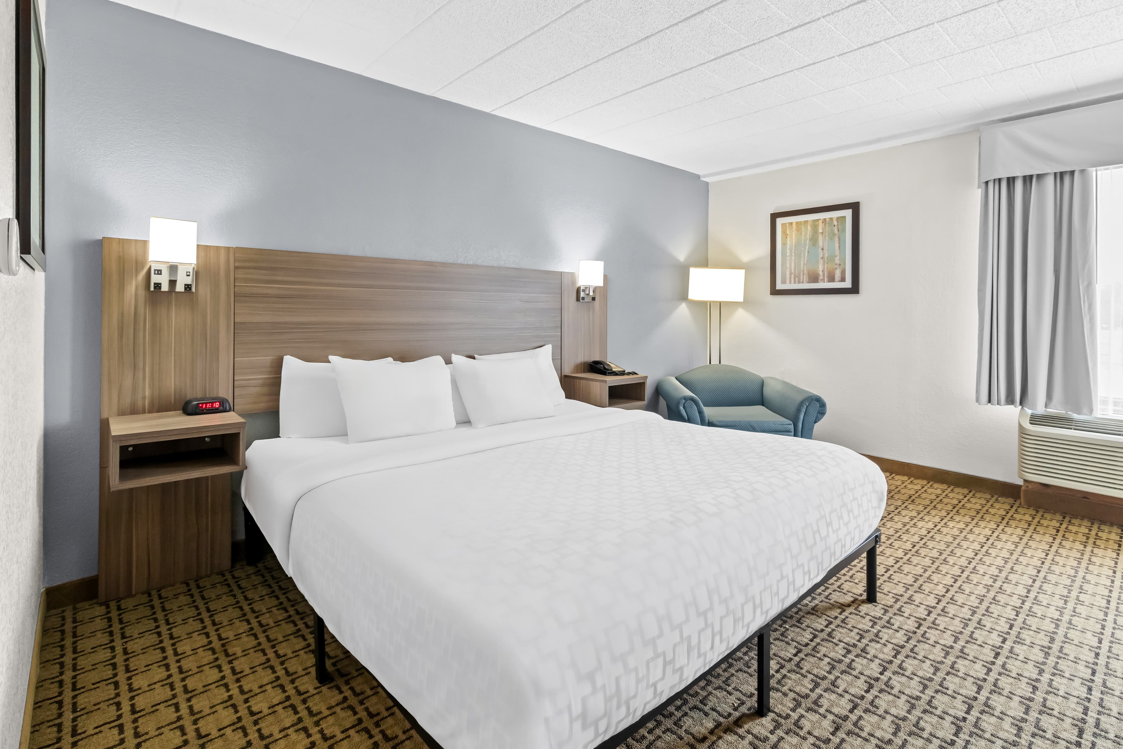 Clarion Inn Cranberry Township — 7