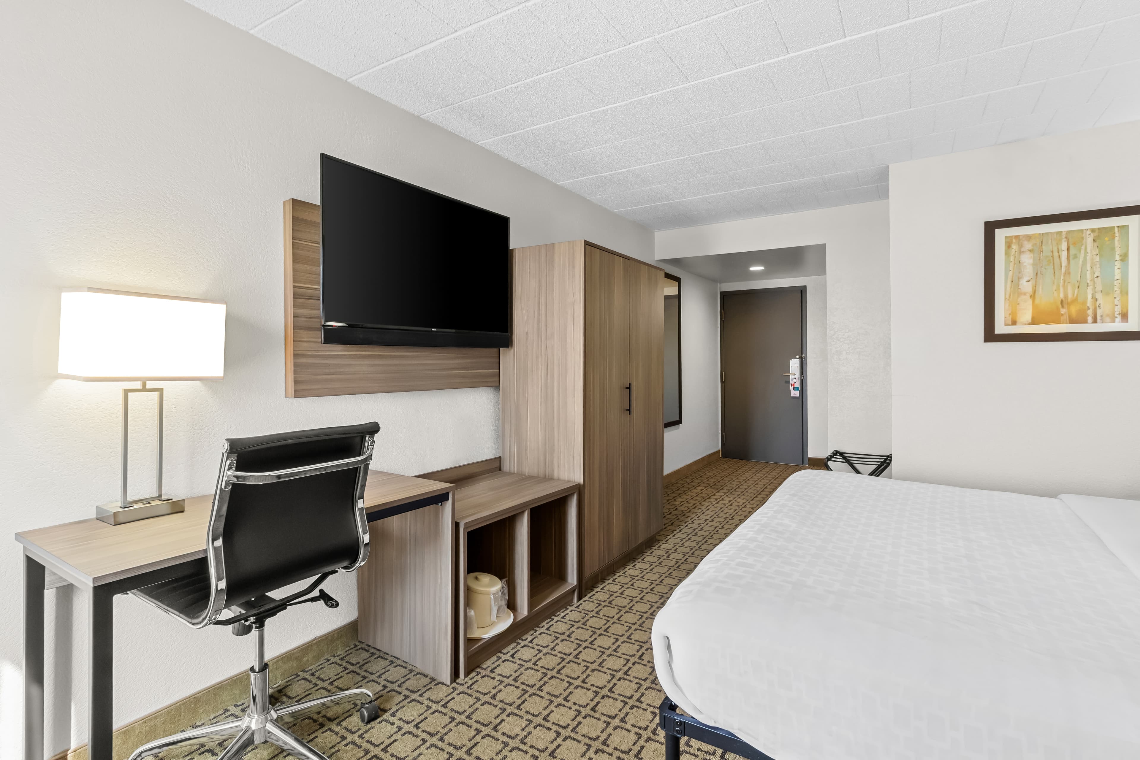Clarion Inn Cranberry Township — 8
