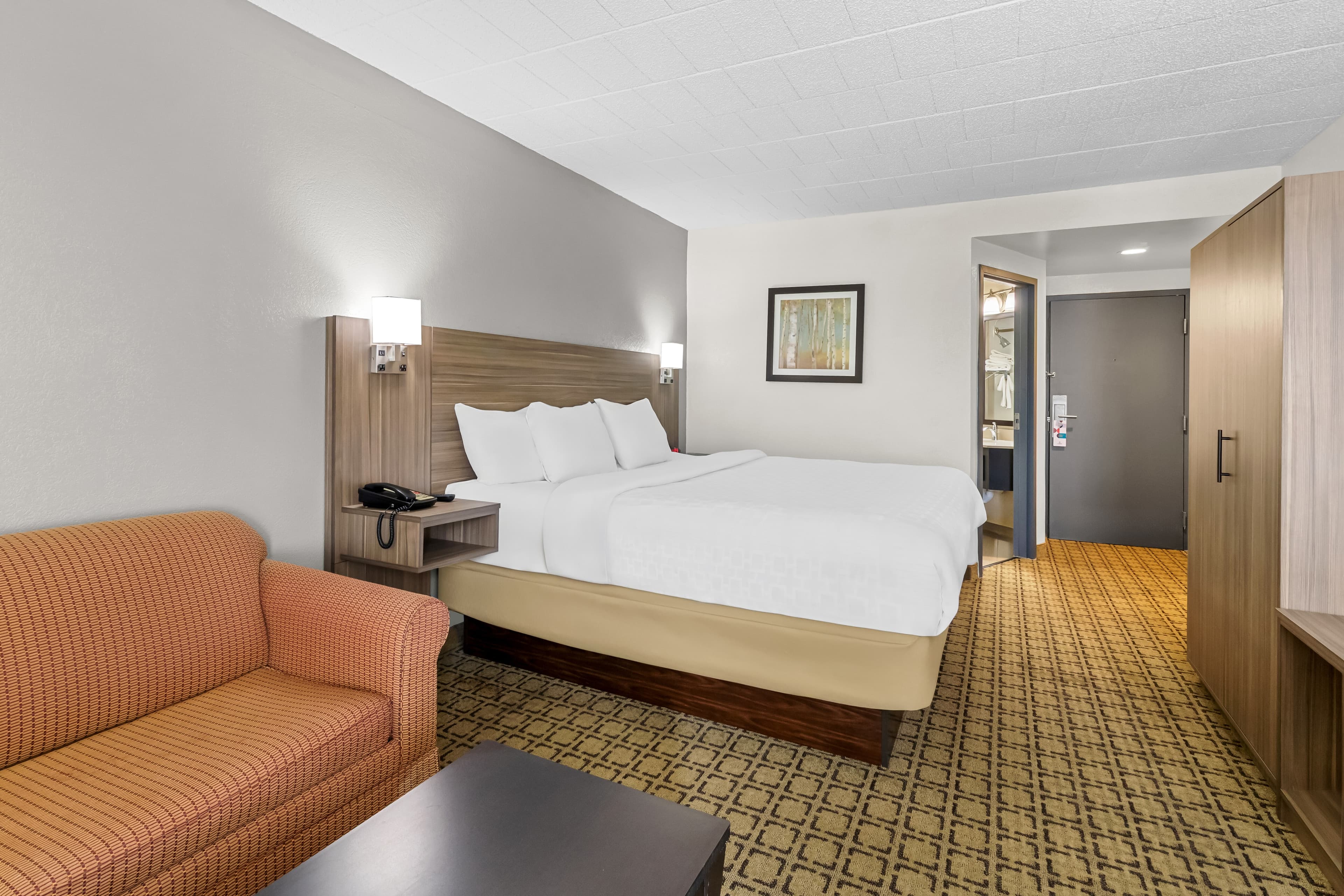 Clarion Inn Cranberry Township — 16