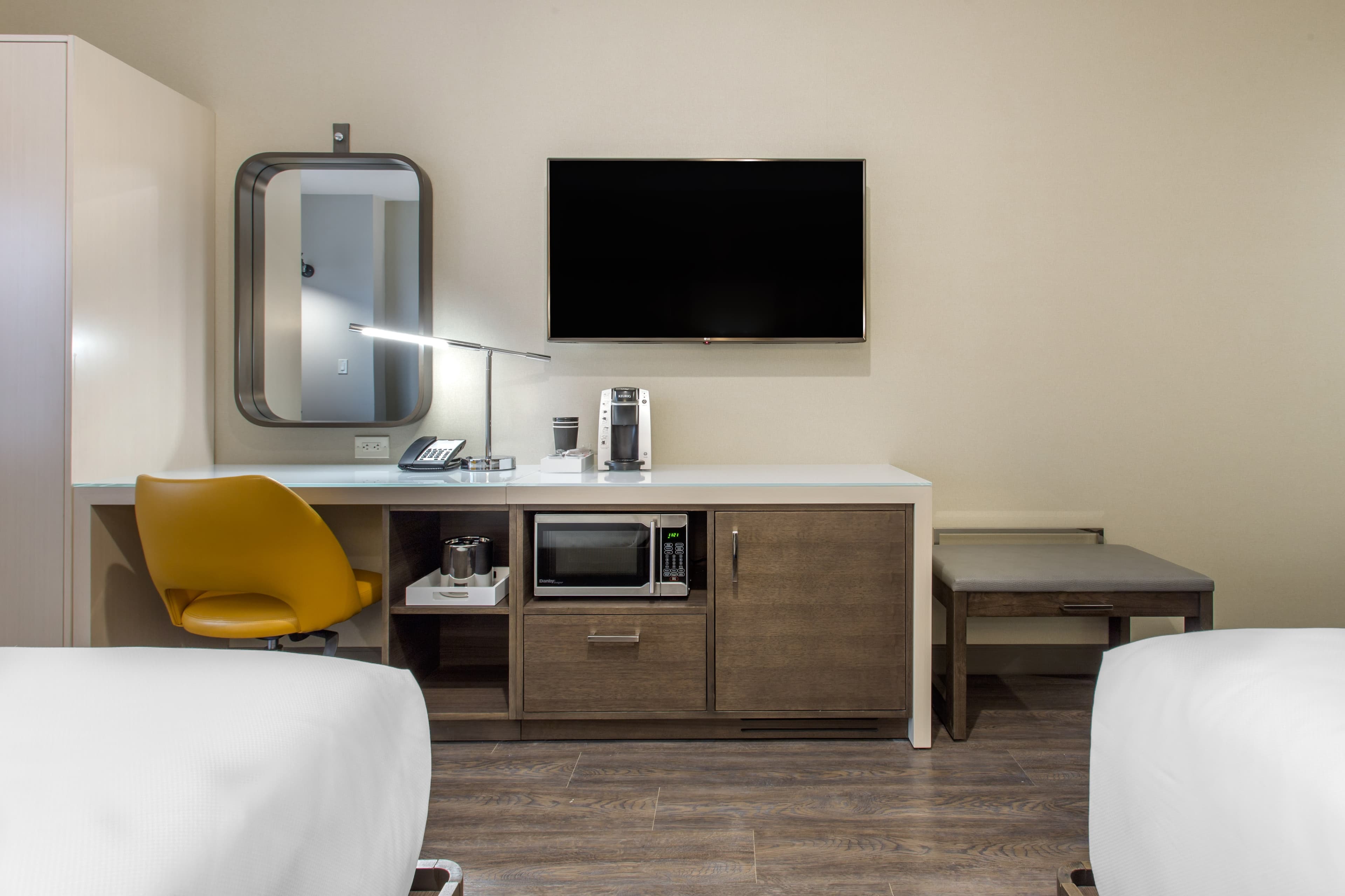 Cambria Hotel Philadelphia Downtown - Center City — 11