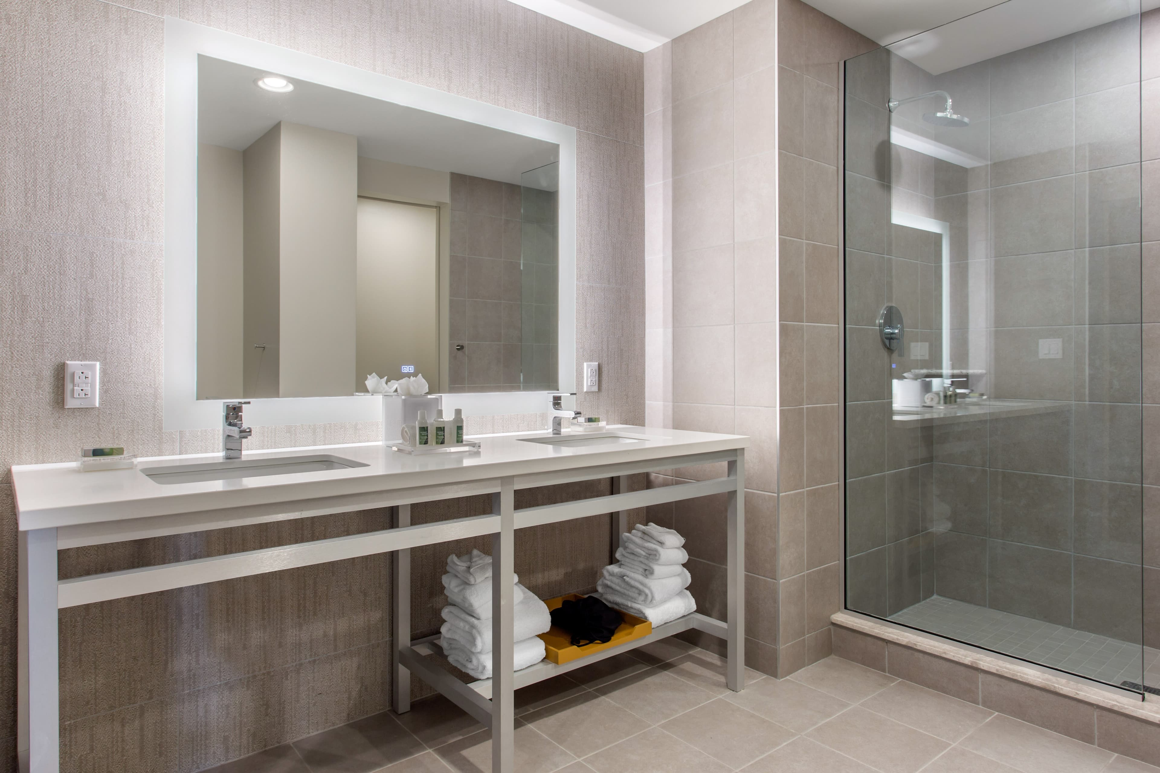 Cambria Hotel Philadelphia Downtown - Center City — 30