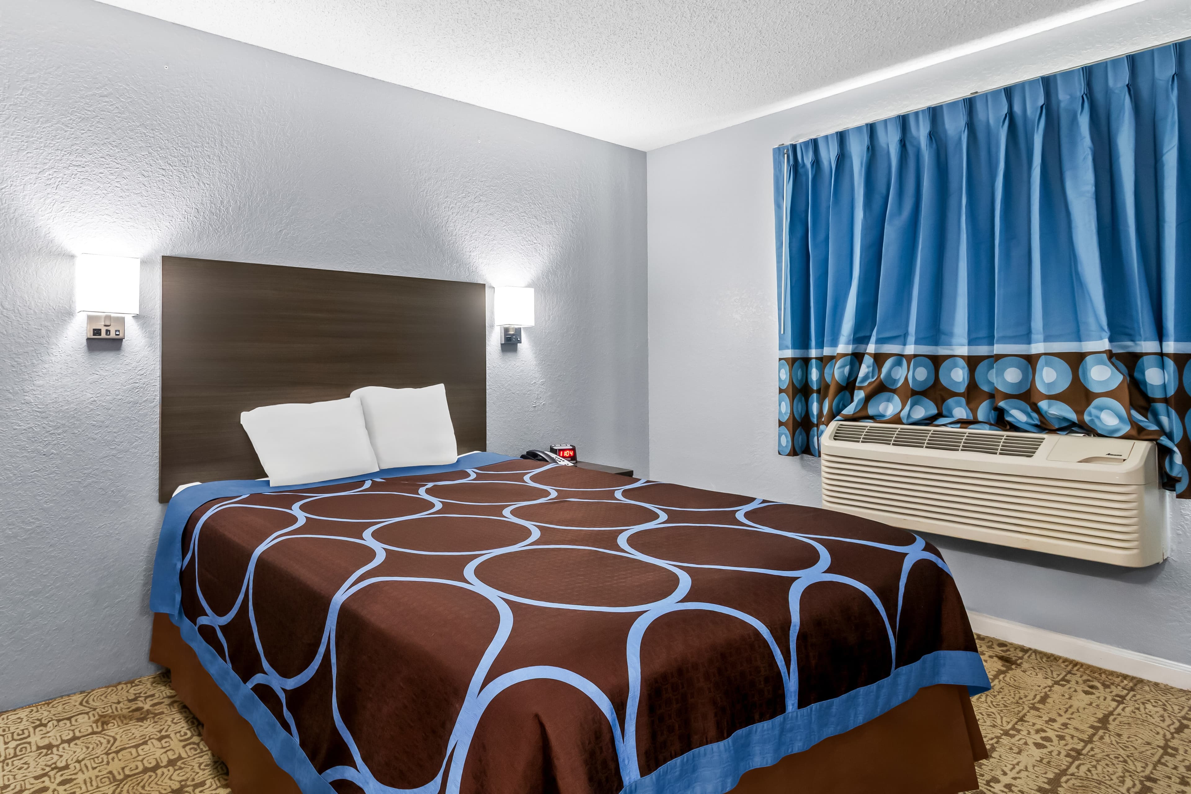 Rodeway Inn Delmont - Image 3