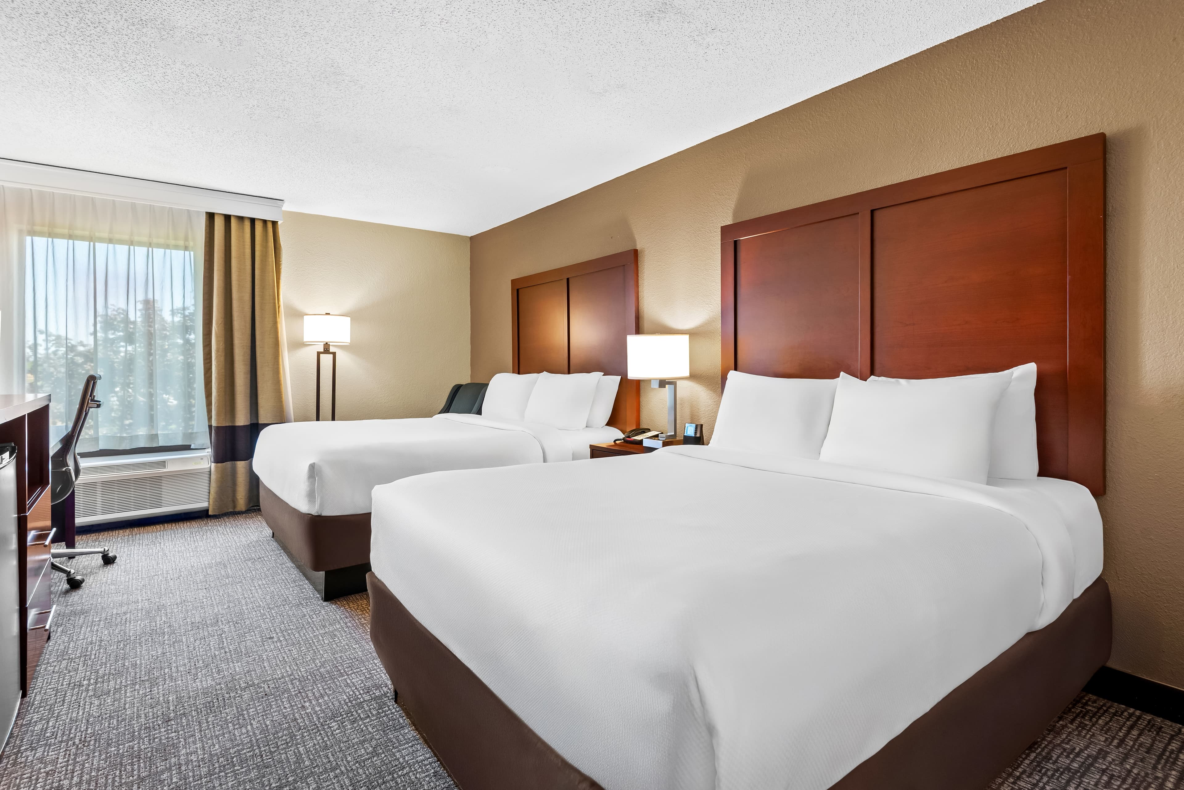Comfort Inn Chambersburg North — 16