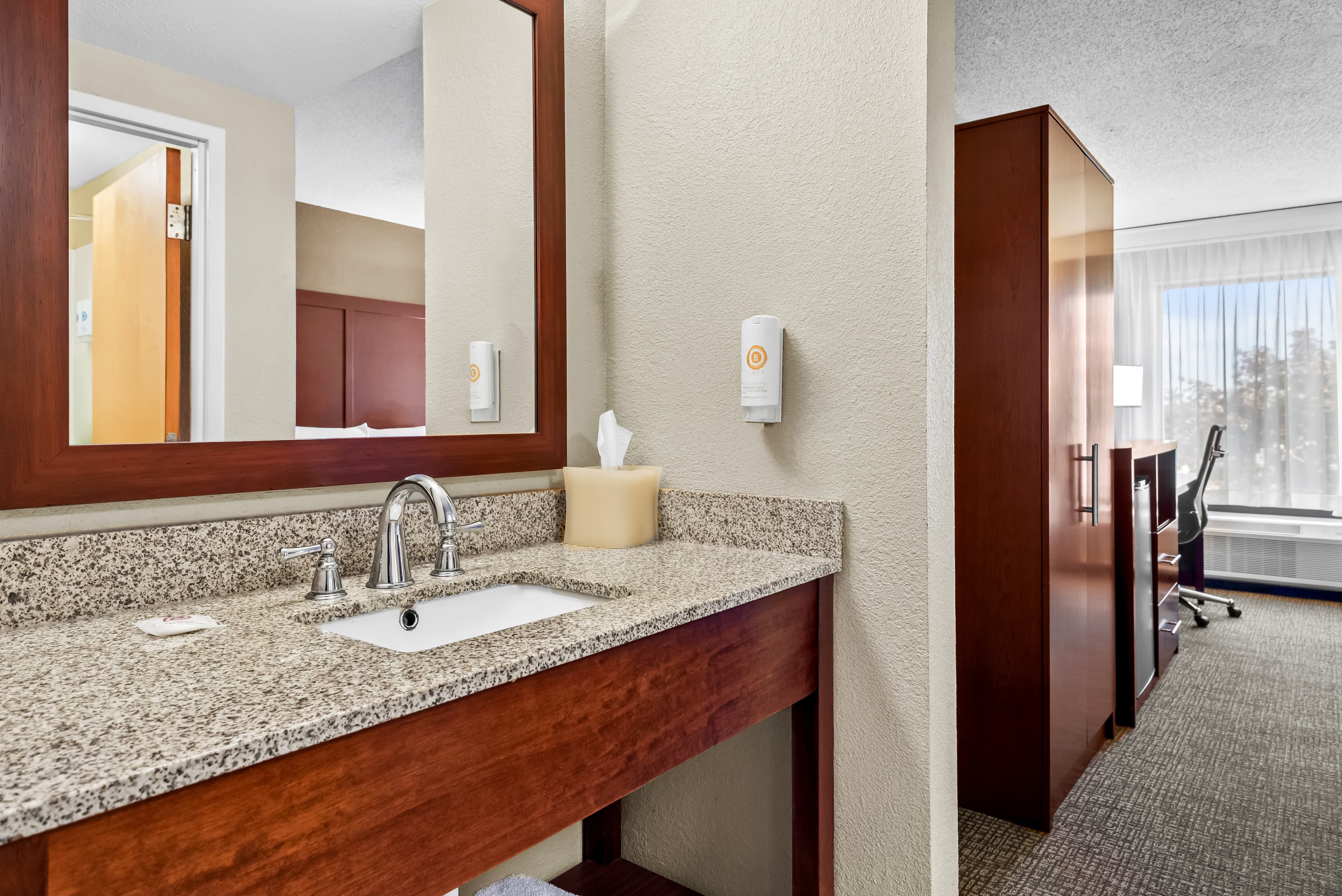 Comfort Inn Chambersburg North — 18
