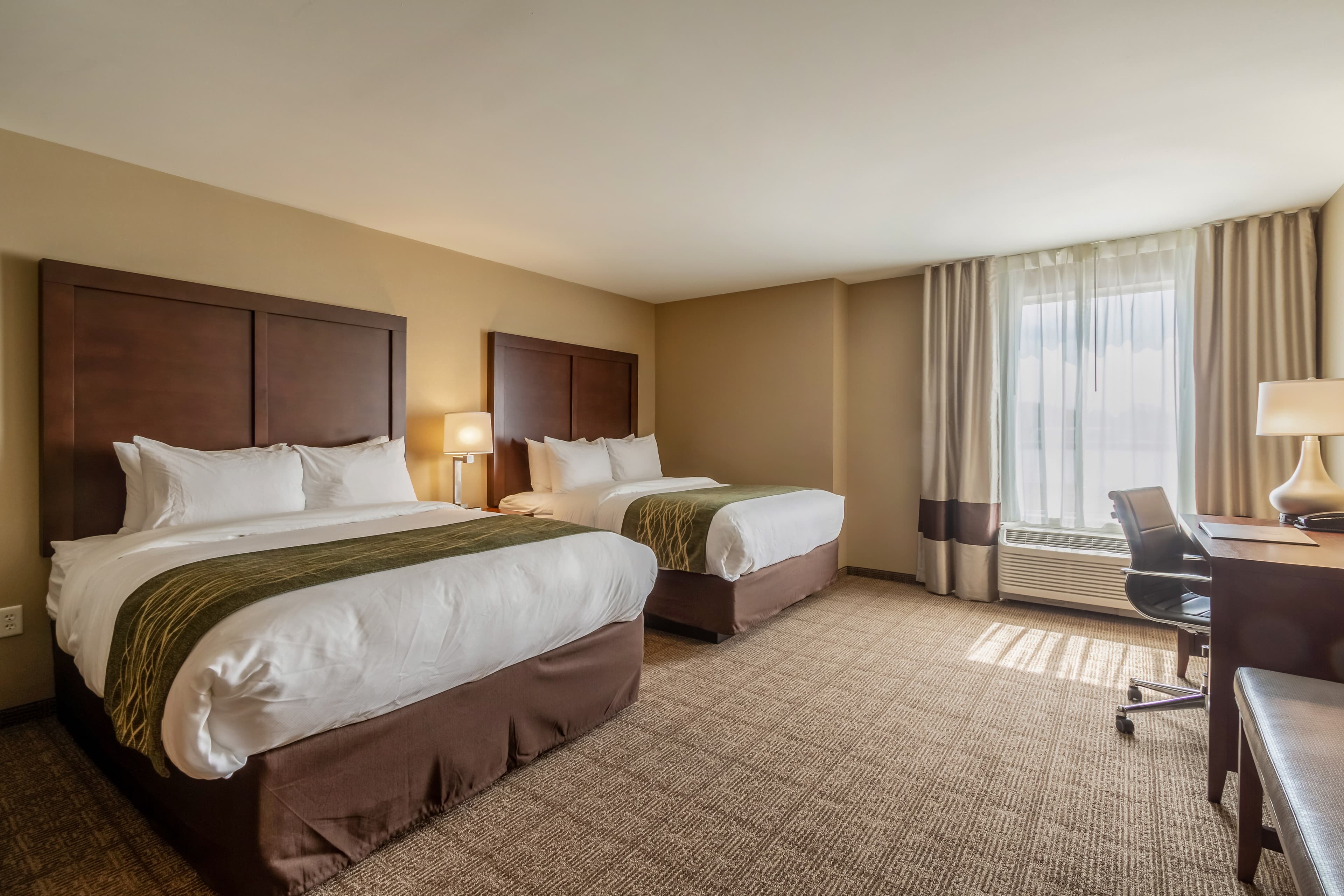 Comfort Inn & Suites - Harrisburg Airport - Hershey South — 6