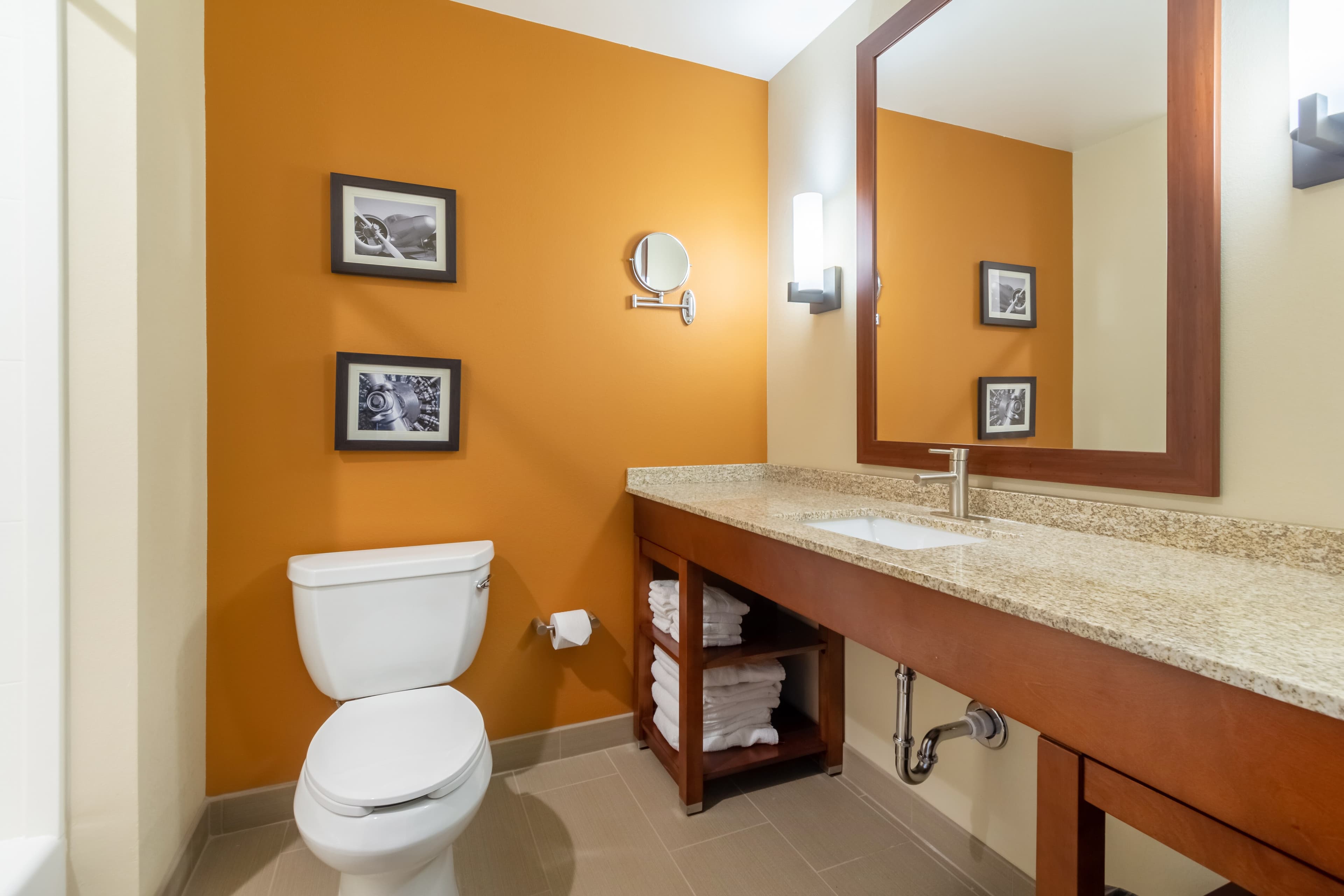 Comfort Inn & Suites - Harrisburg Airport - Hershey South — 20