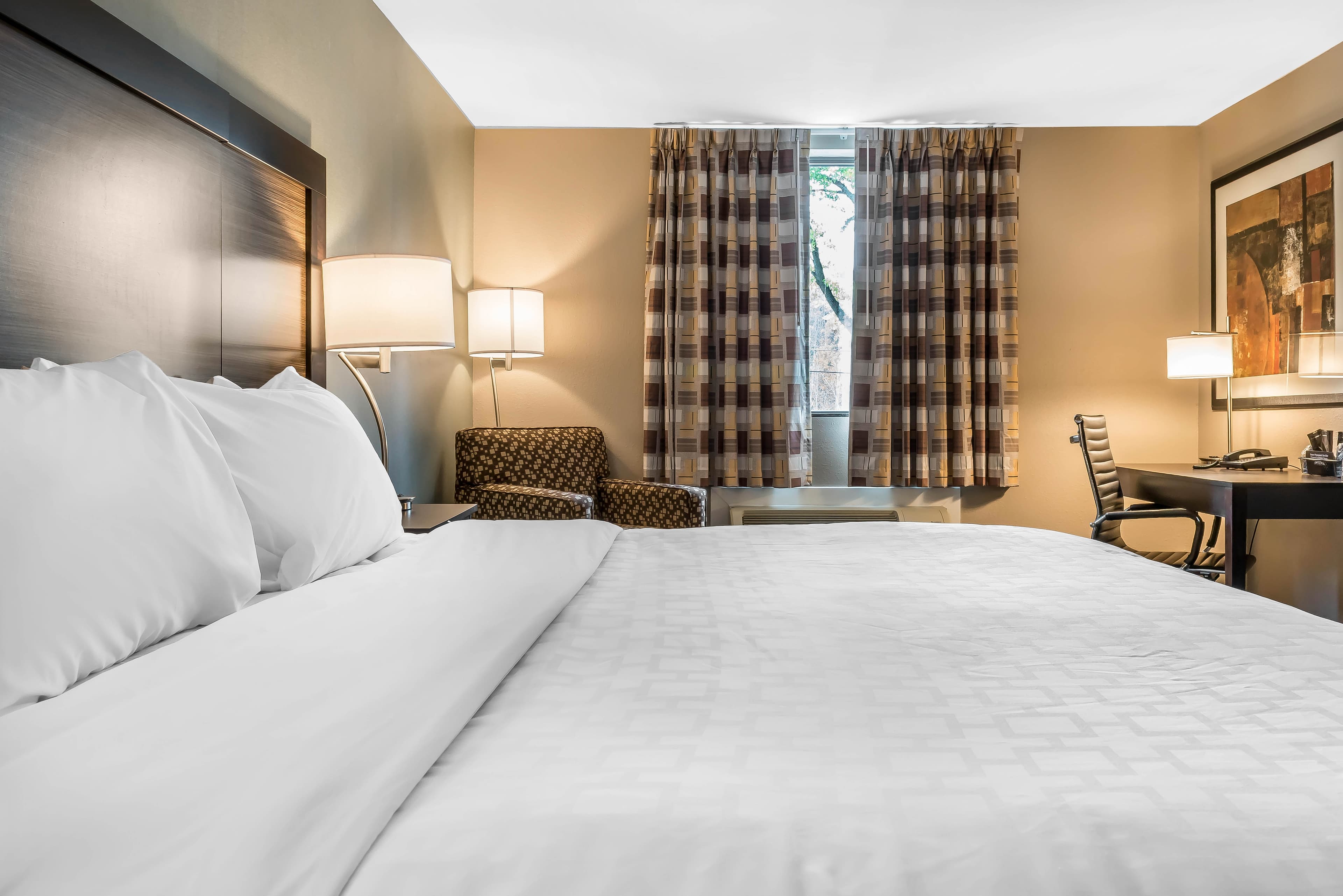 Clarion Inn Belle Vernon — 8