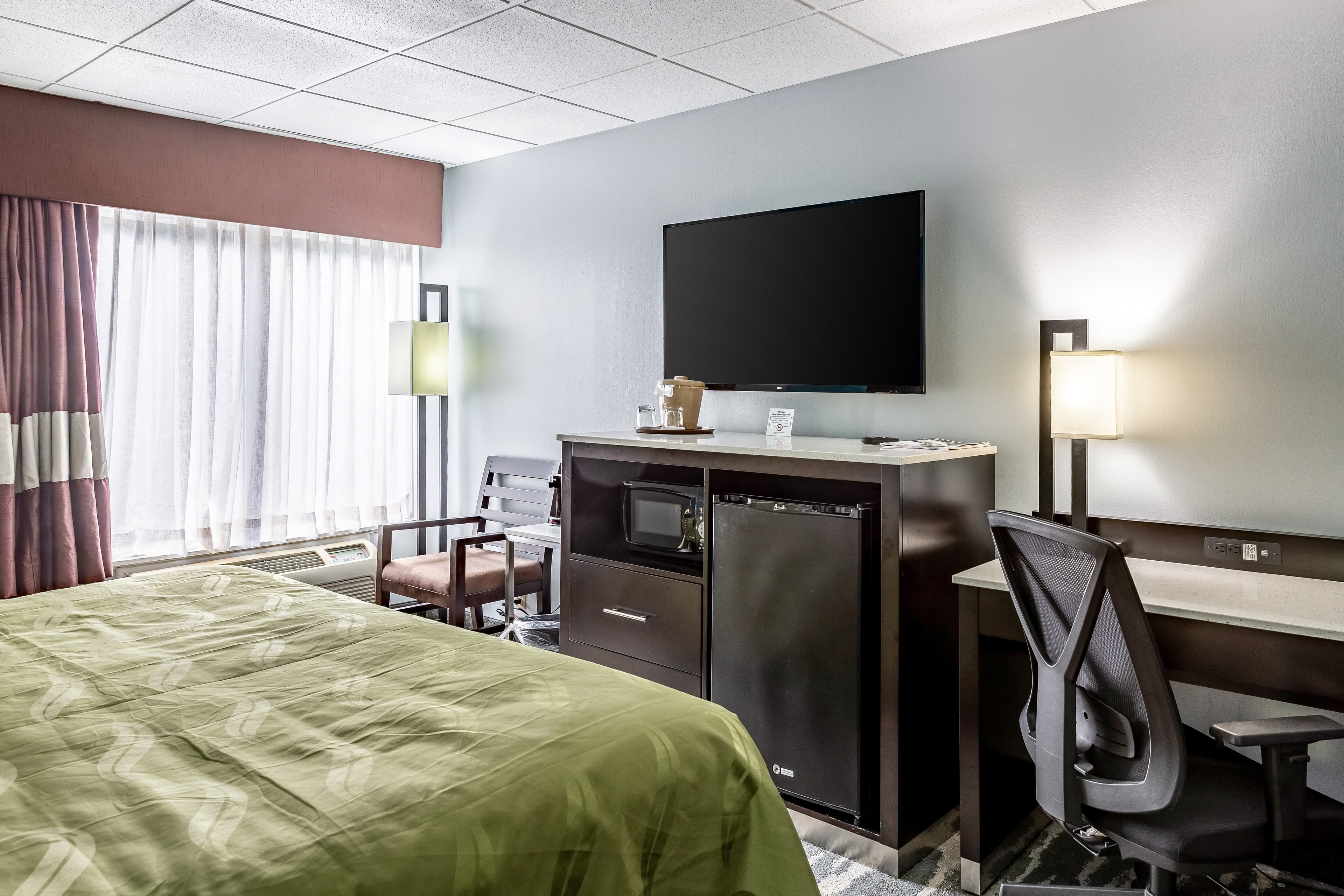 Quality Inn East Stroudsburg - Poconos - Image 3