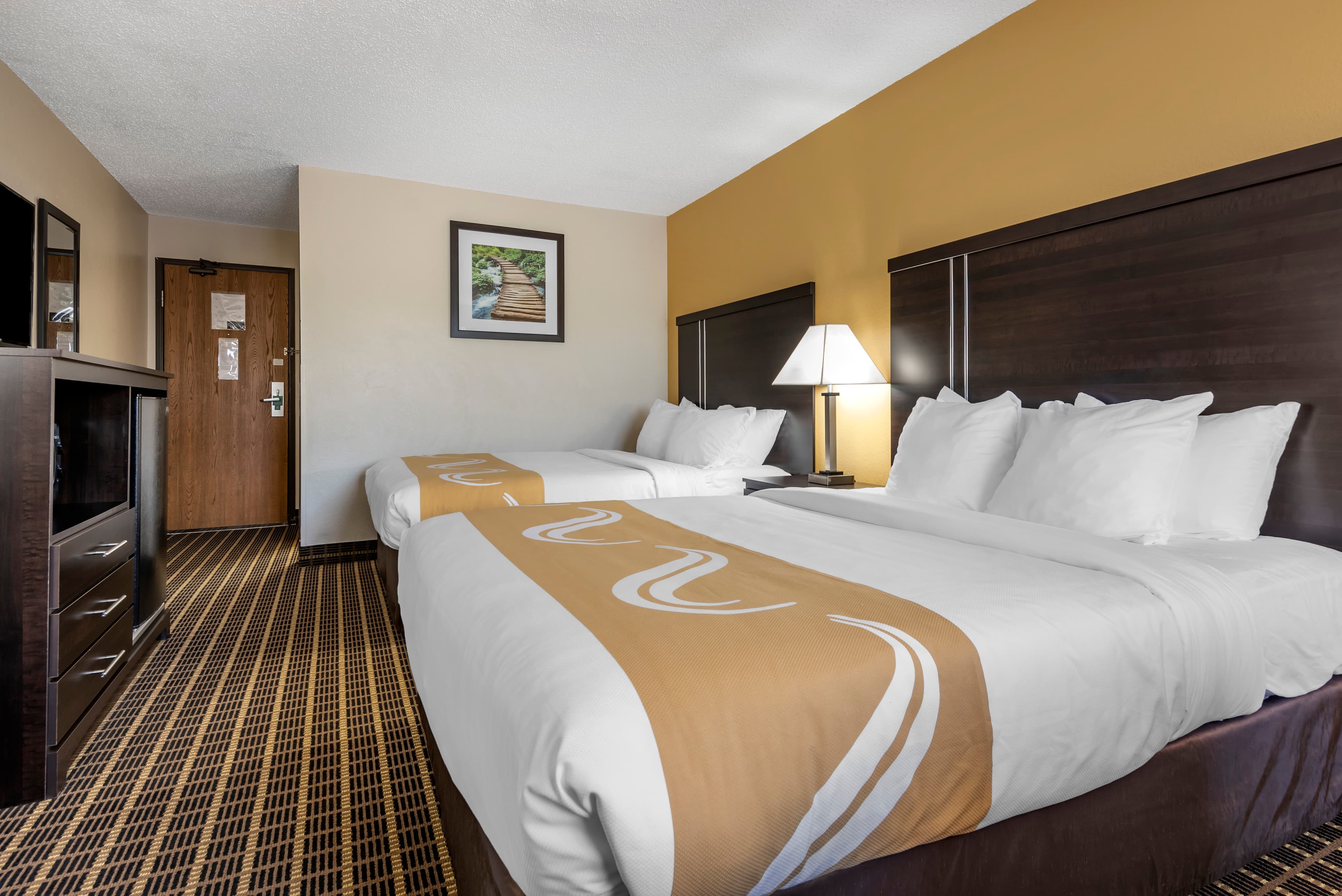 Quality Inn & Suites Warren — 20