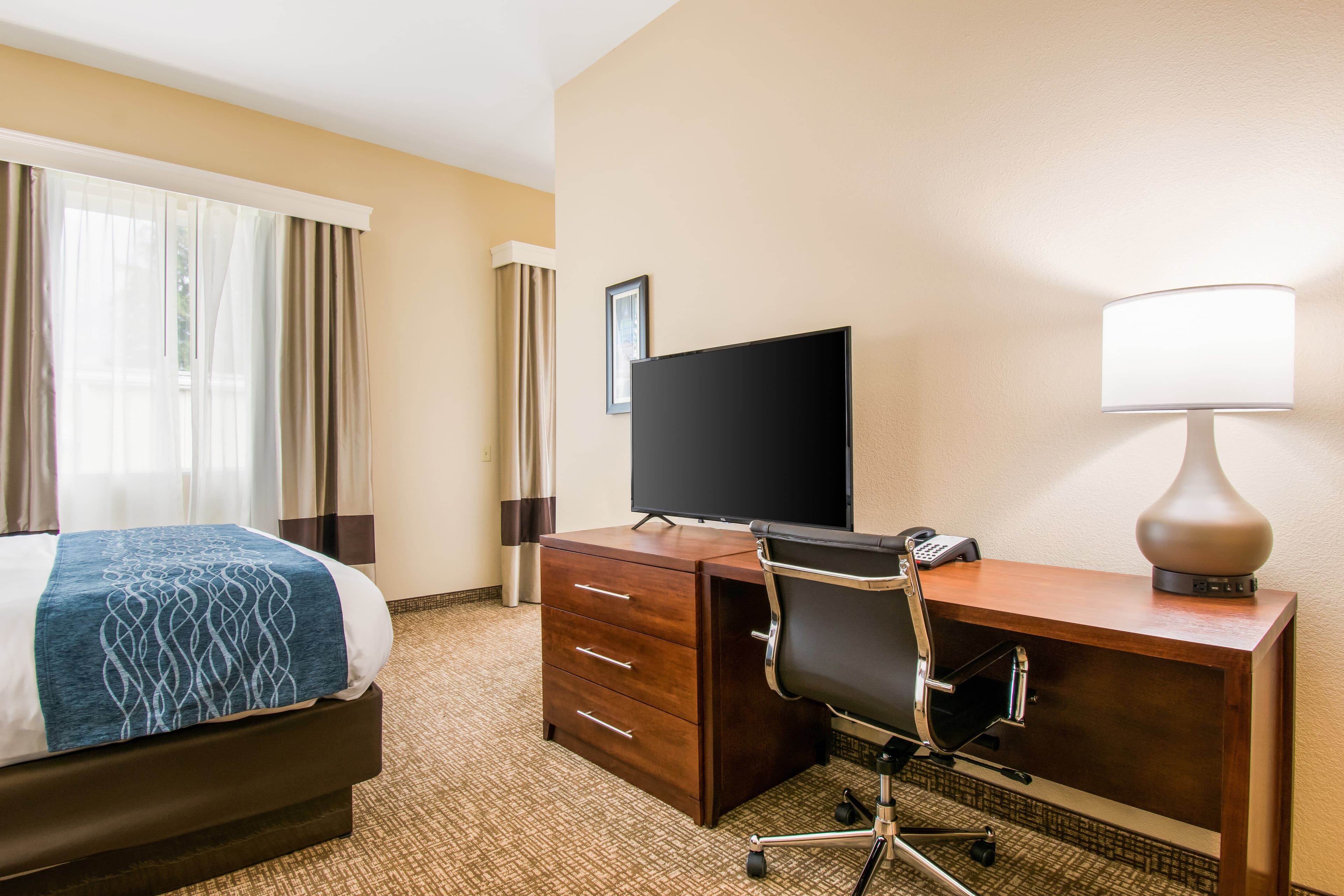Comfort Inn & Suites Harrisburg - Hershey West — 6