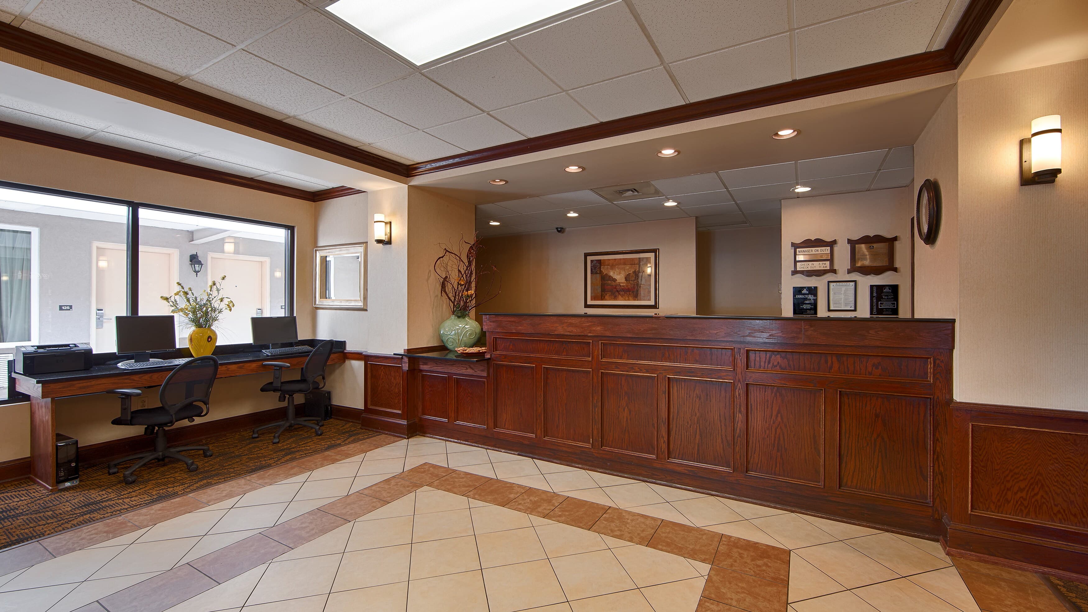 Quality Inn & Suites Williamsport - Image 1