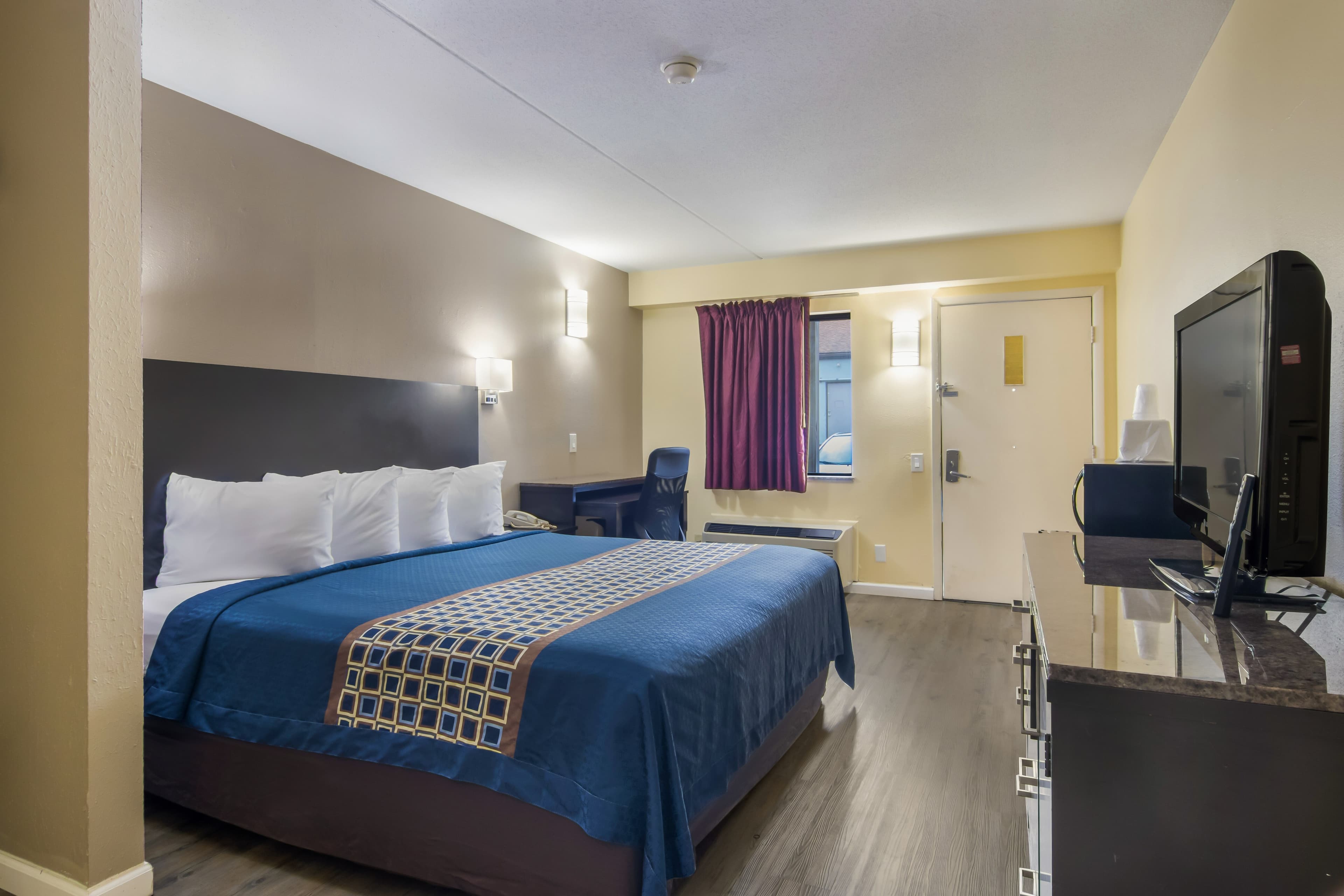Rodeway Inn & Suites Monroeville-Pittsburgh - Image 1
