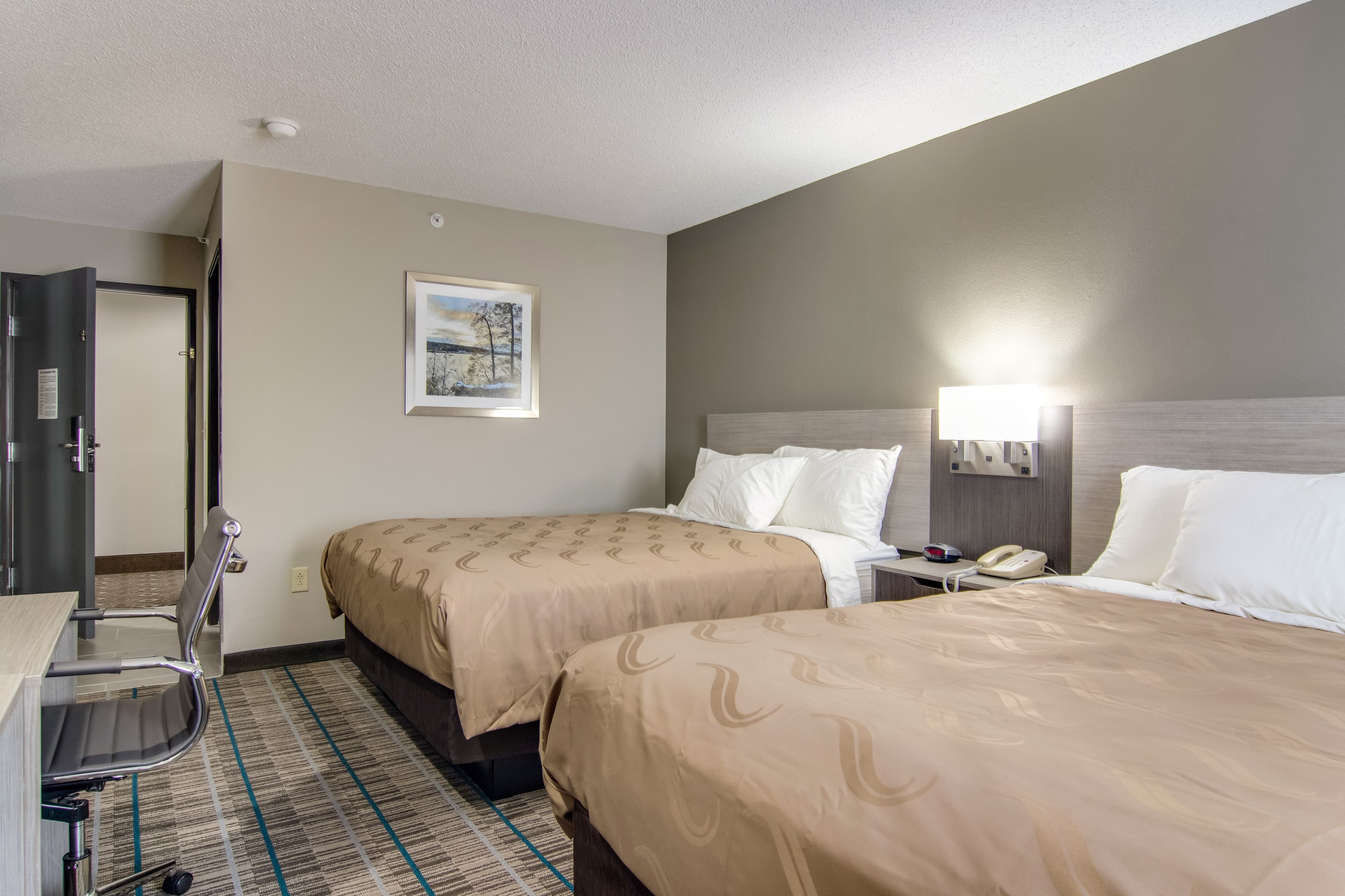Quality Inn & Suites Grove City-Outlet Mall — 17