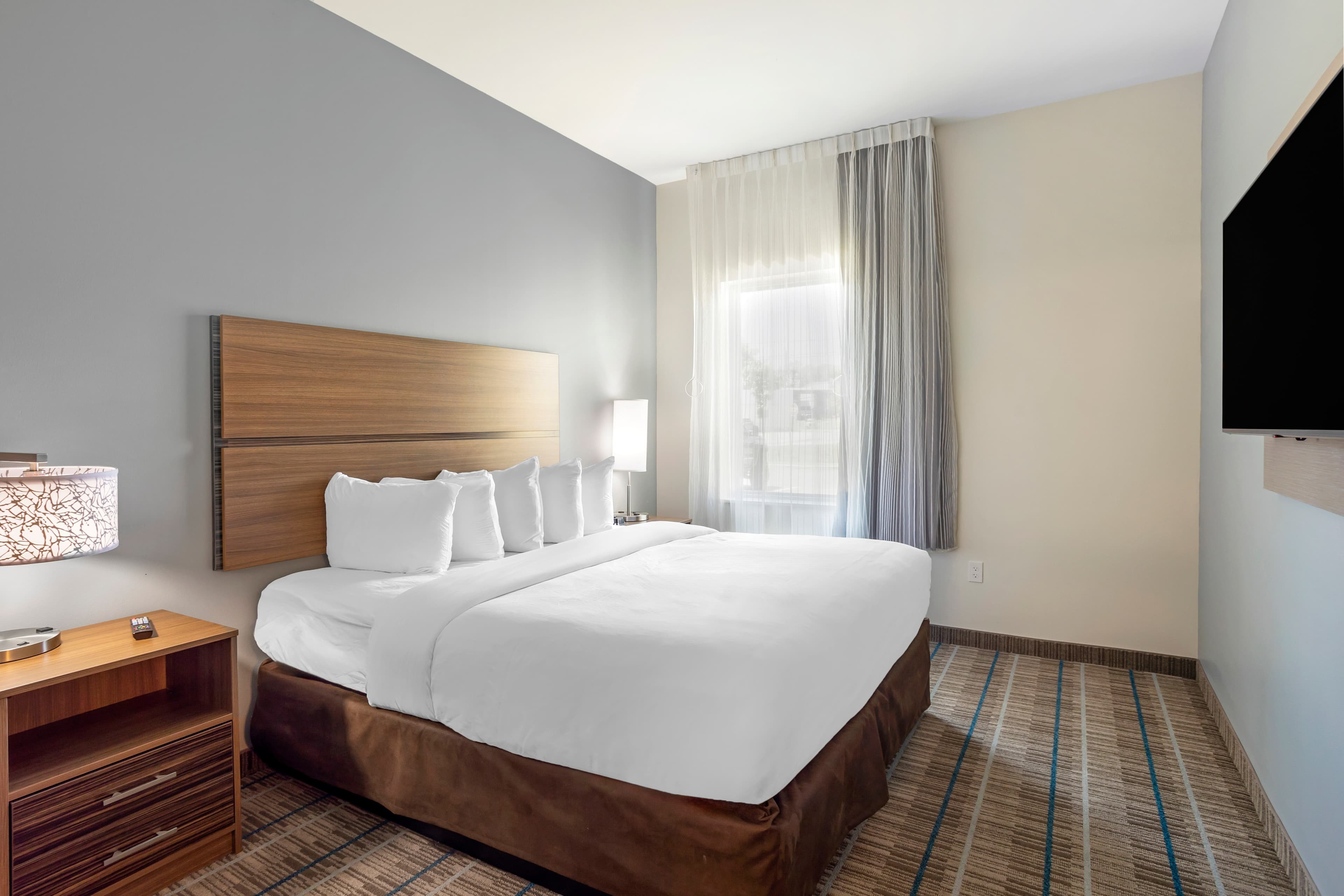 MainStay Suites North - Central York - Image 2