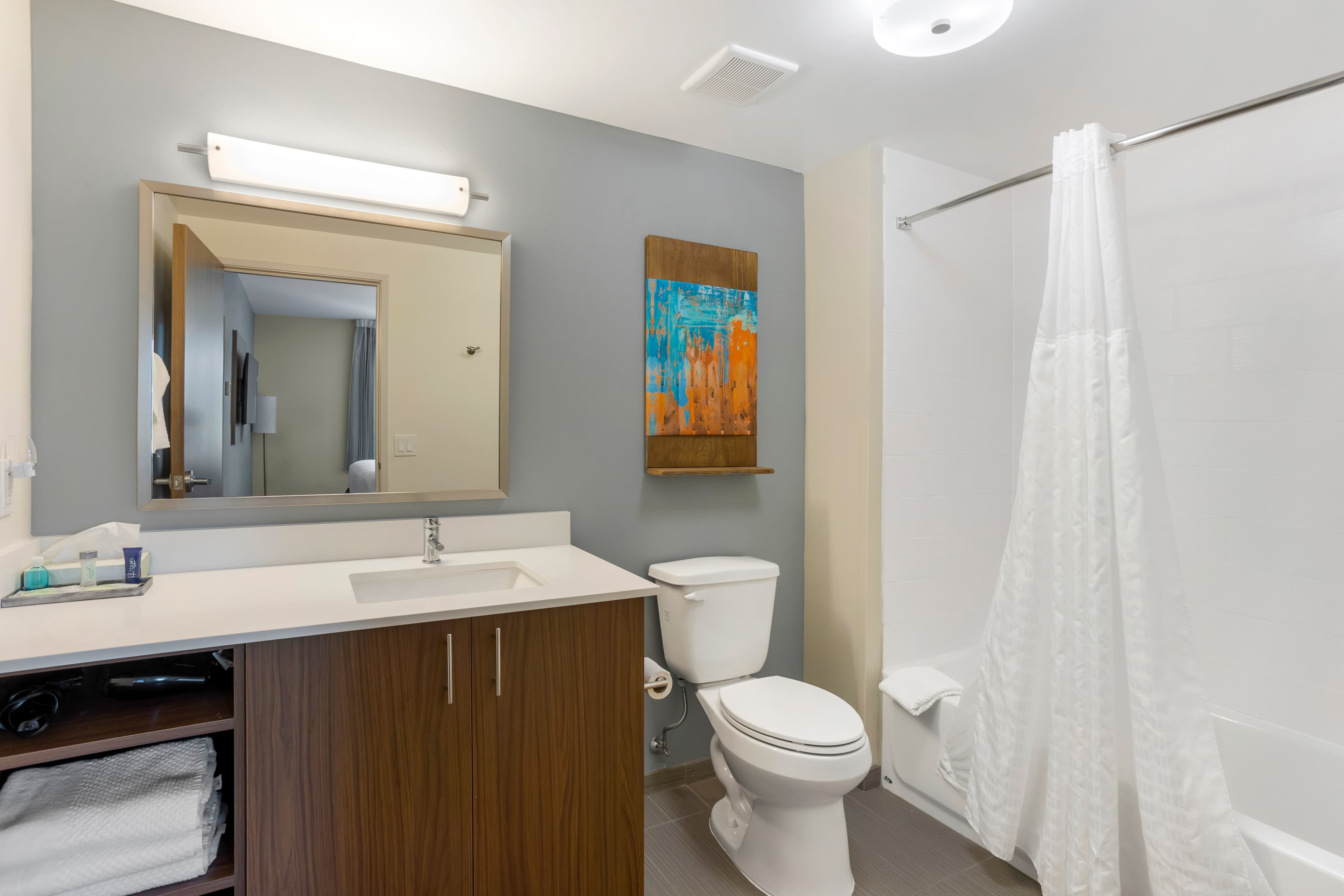MainStay Suites North - Central York — 6