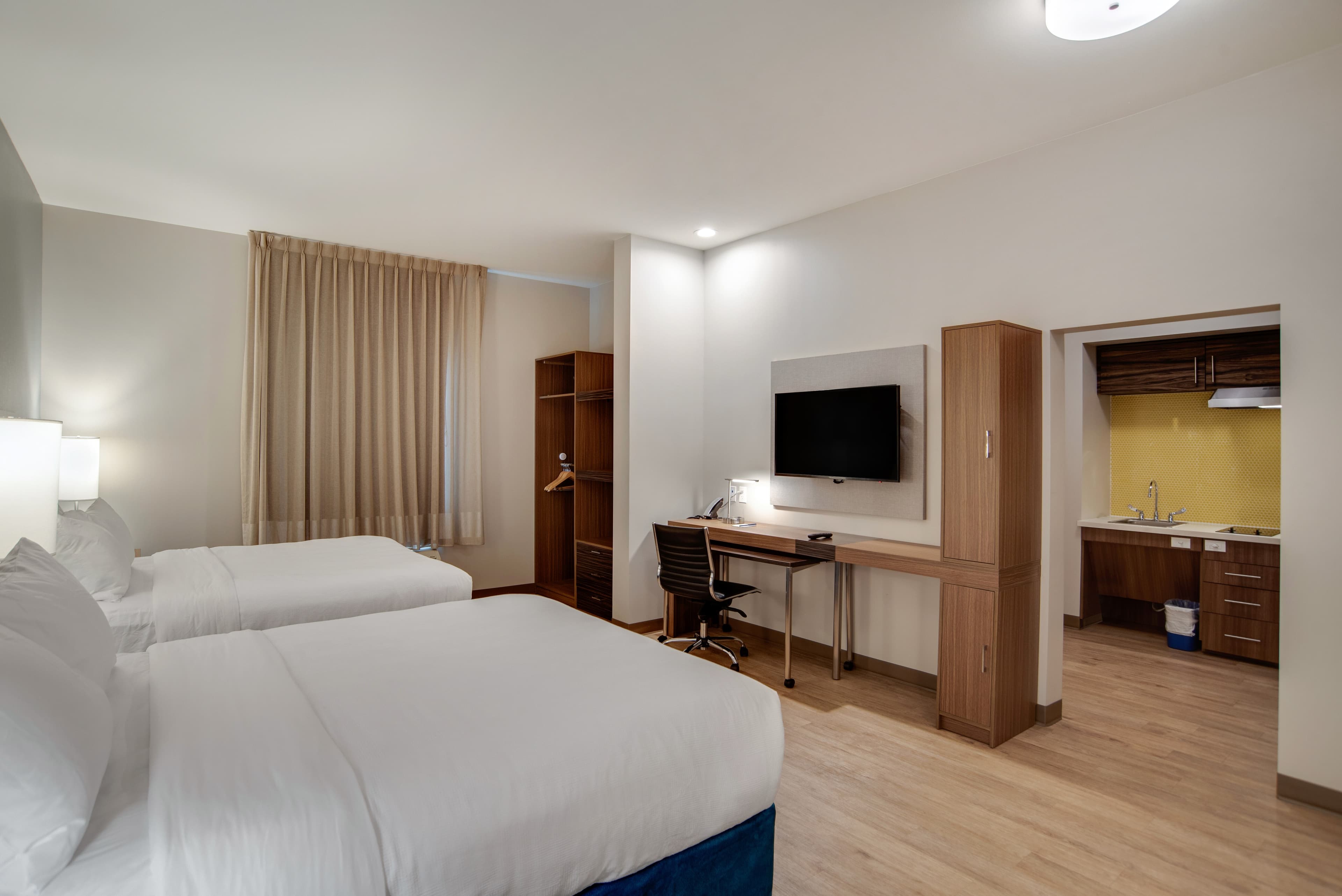 MainStay Suites Carlisle - Harrisburg — 43