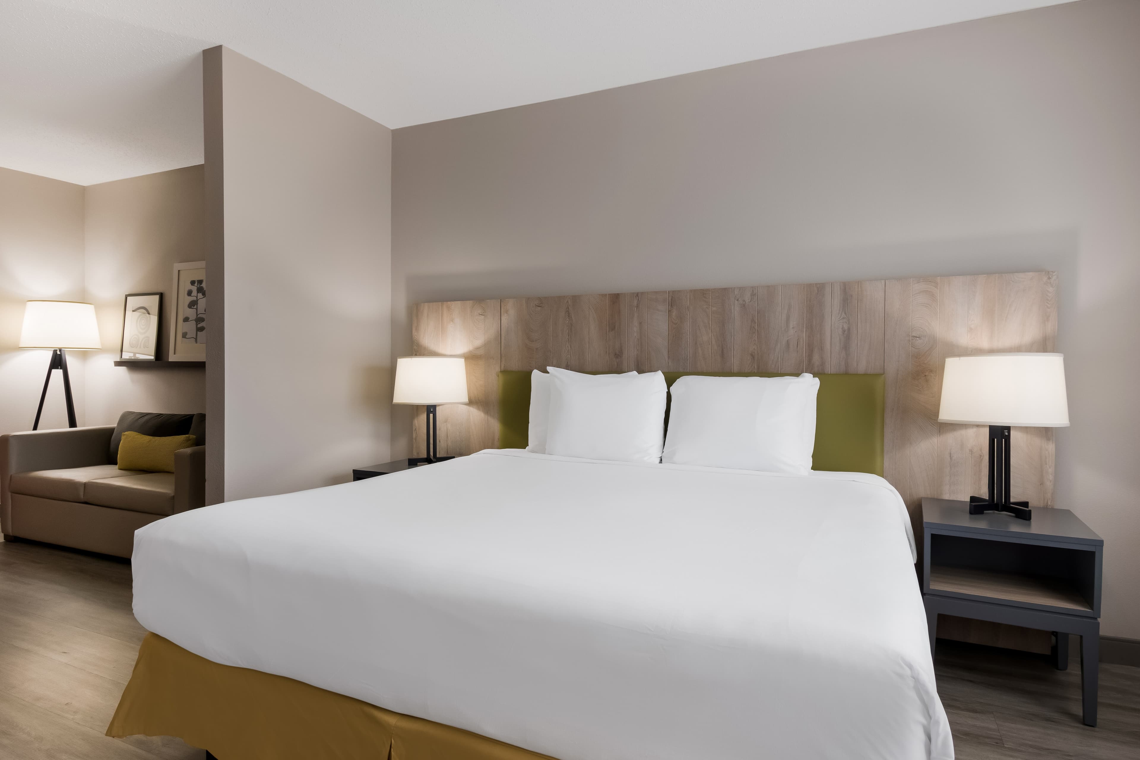 Country Inn & Suites by Radisson, Harrisburg Northeast - Hershey — 24