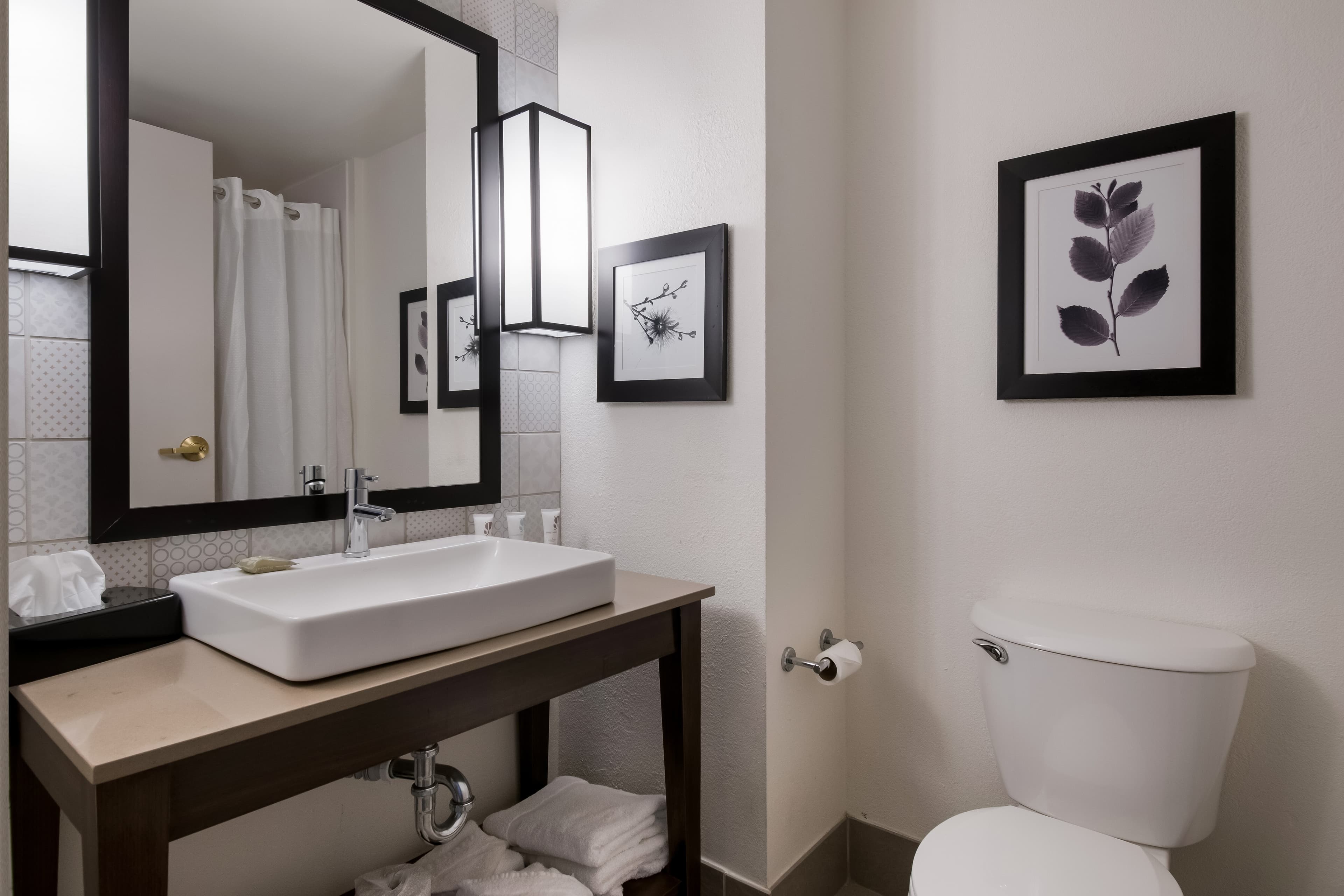 Country Inn & Suites by Radisson, Harrisburg Northeast - Hershey — 27