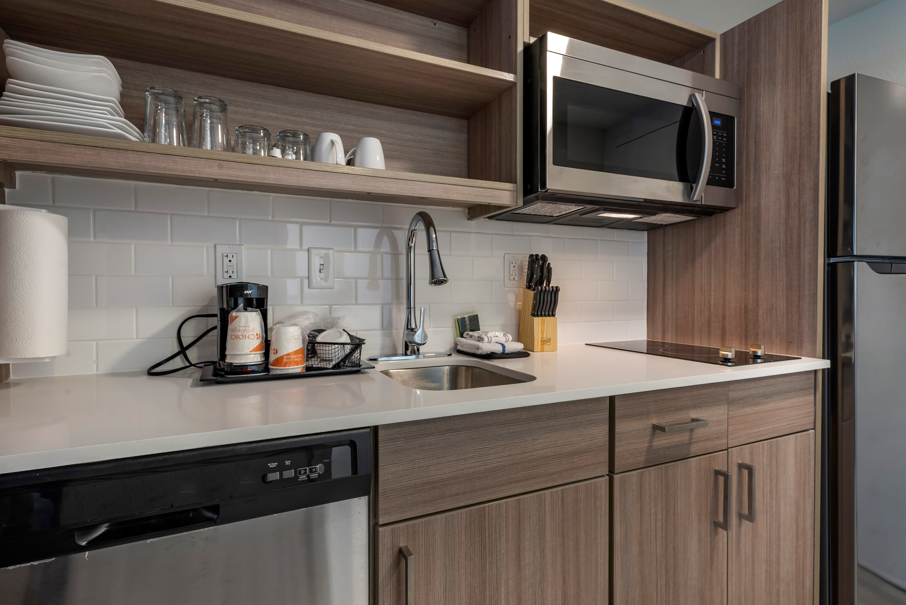 MainStay Suites Horsham - Philadelphia - Image 2